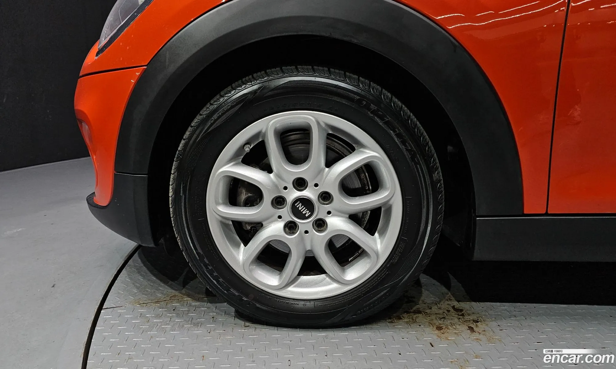 Mini Cooper 2020 WMWXV7100L2L63363 — 6