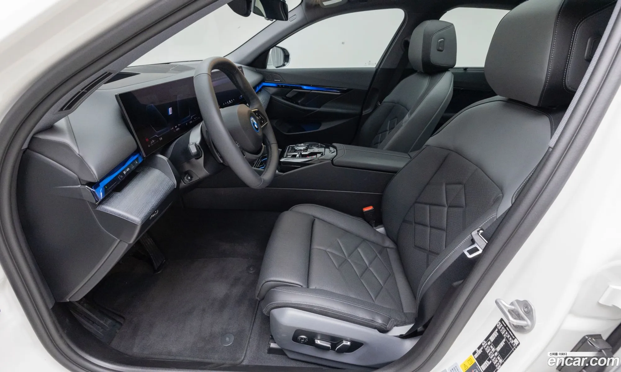 BMW 5 Series 2026 — 4