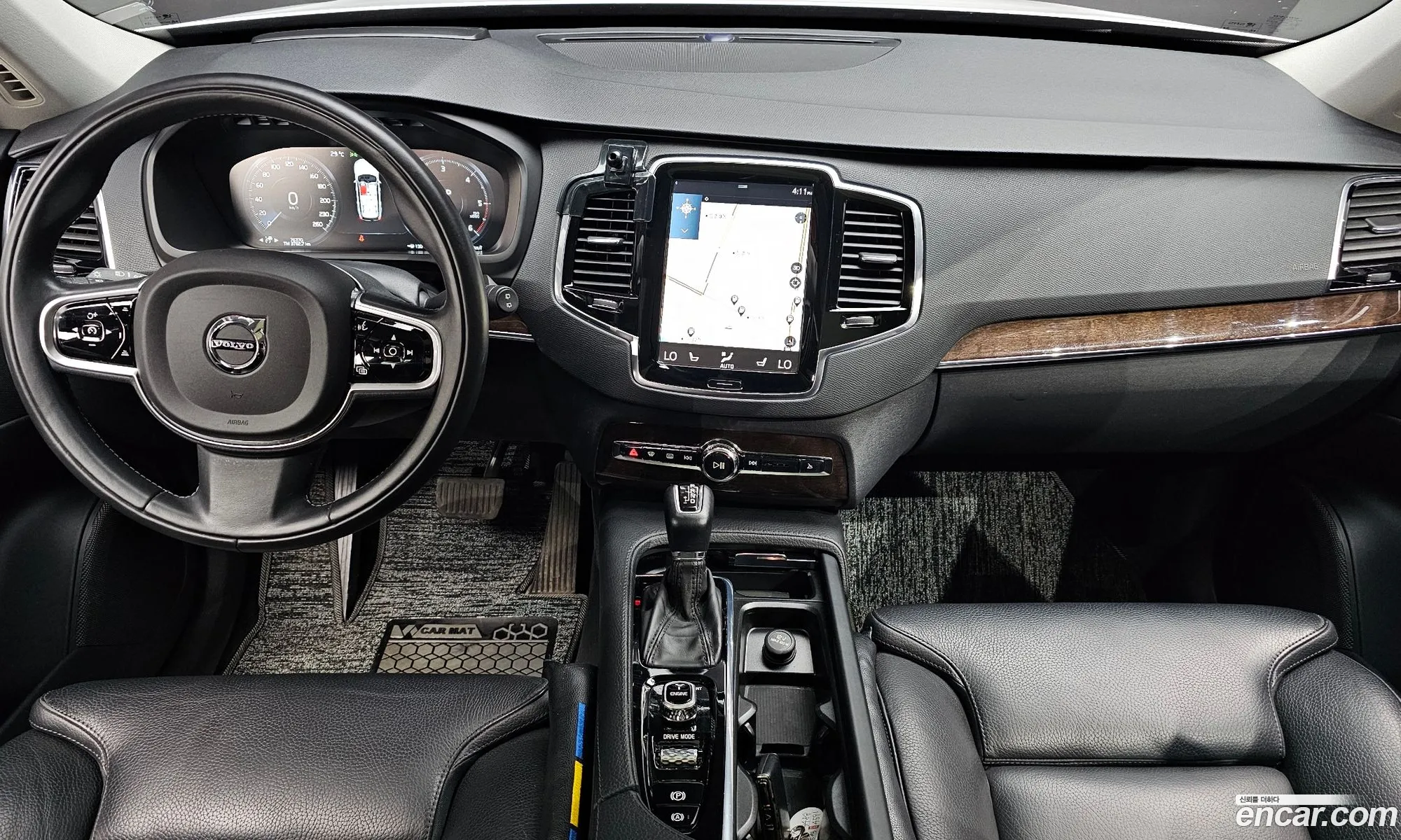 Volvo XC90 2016 YV1LF68BCH1107837 — 19
