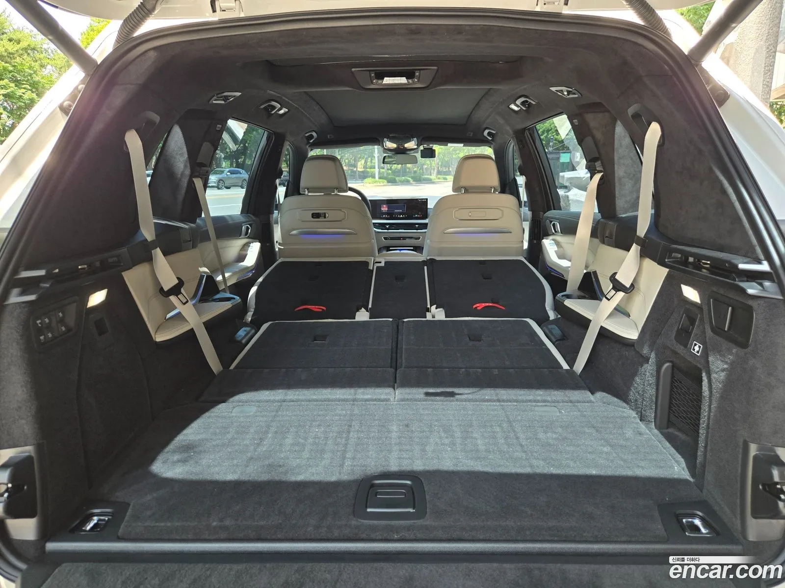 BMW X7 2024 — 7