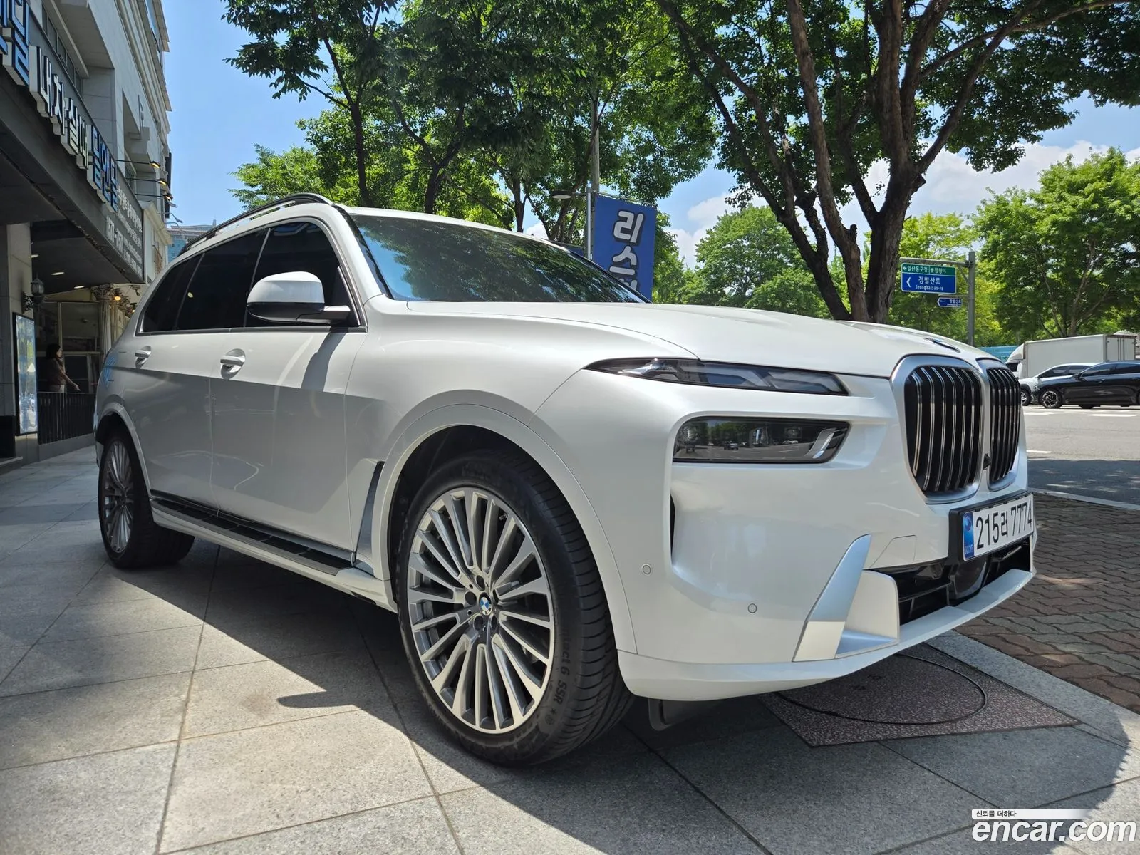 BMW X7 2024 — 11