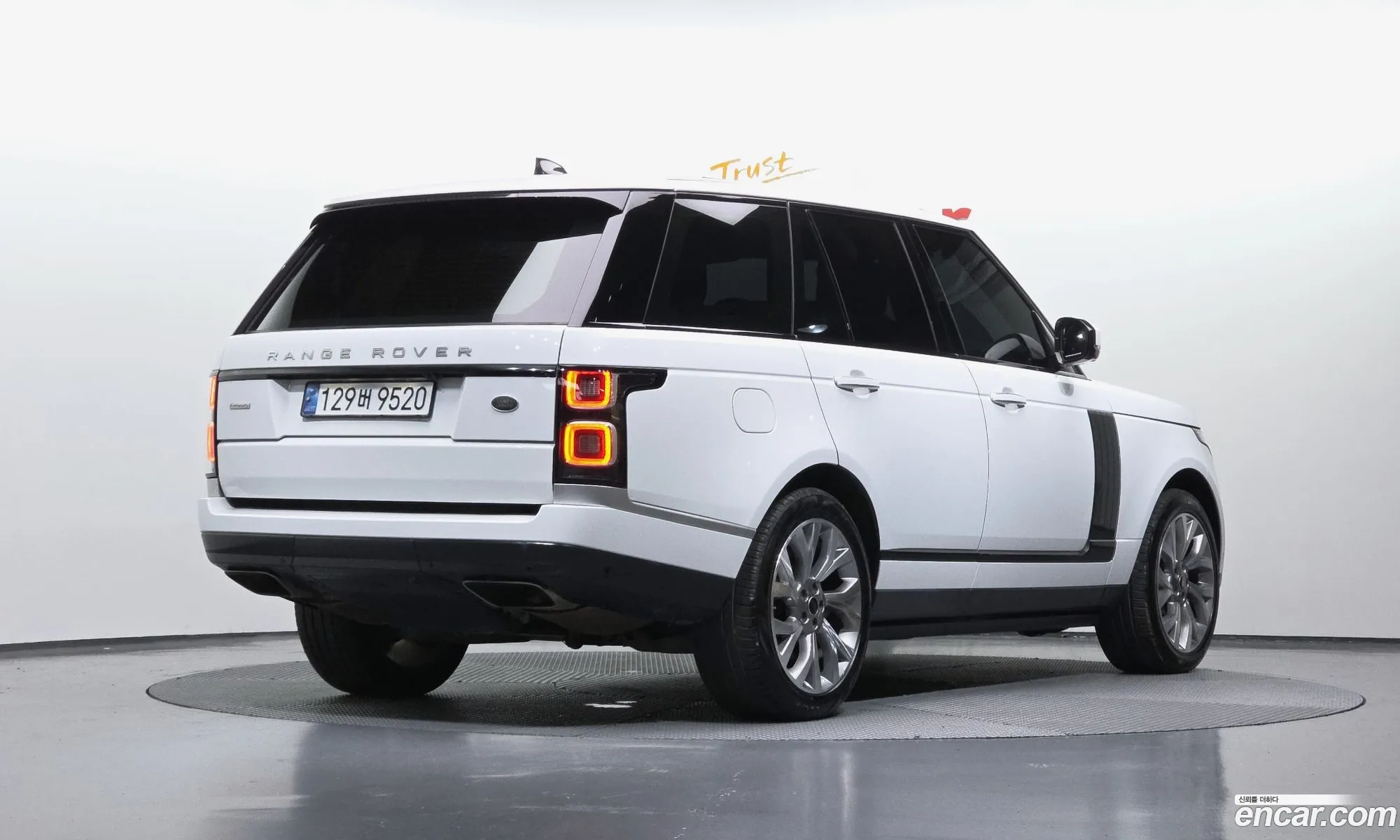 Land Rover Range Rover 2020 — 37