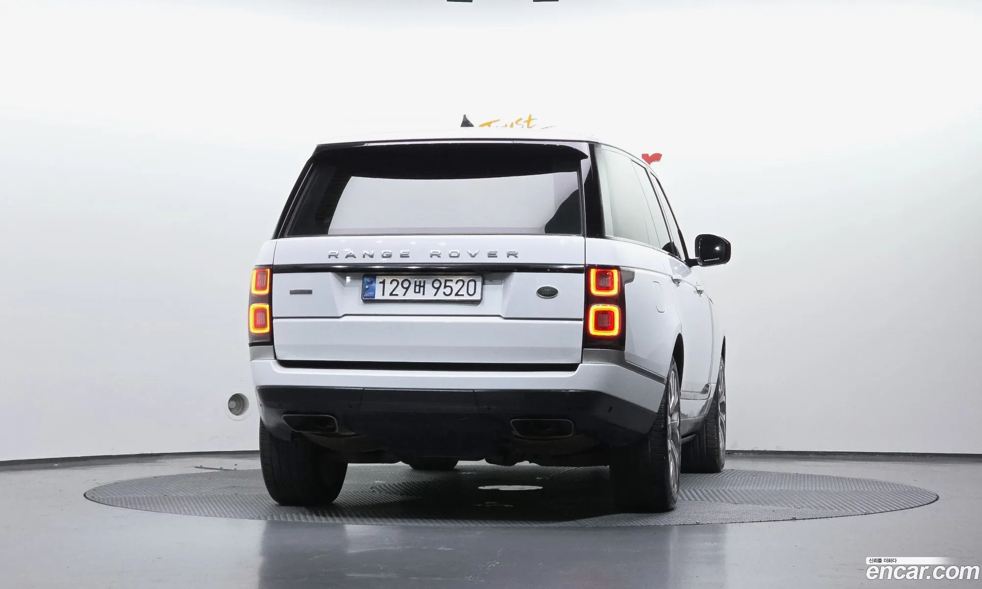 Land Rover Range Rover 2020 — 30