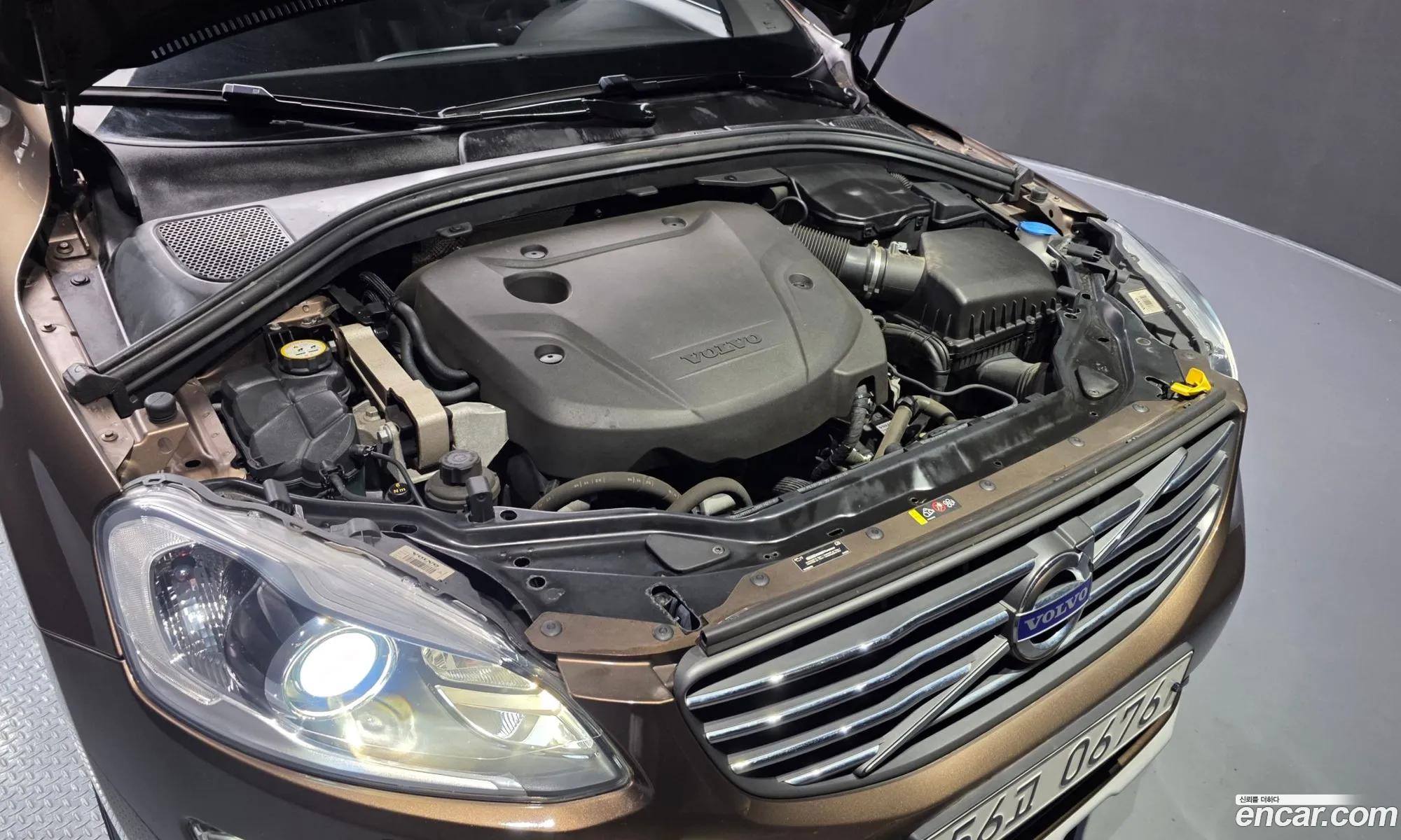 Volvo XC60 2016 YV1DZARBDG2879053 — 6