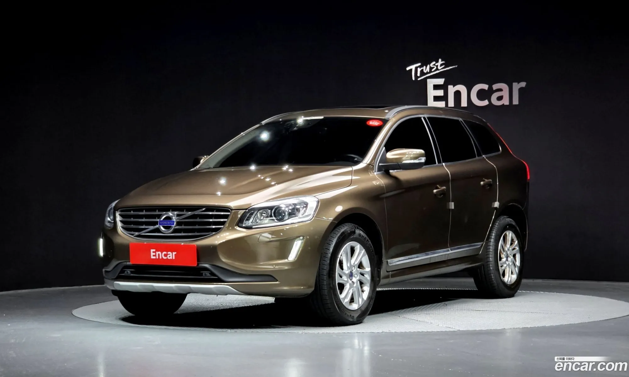 Volvo XC60 2016 YV1DZARBDG2879053 — 16