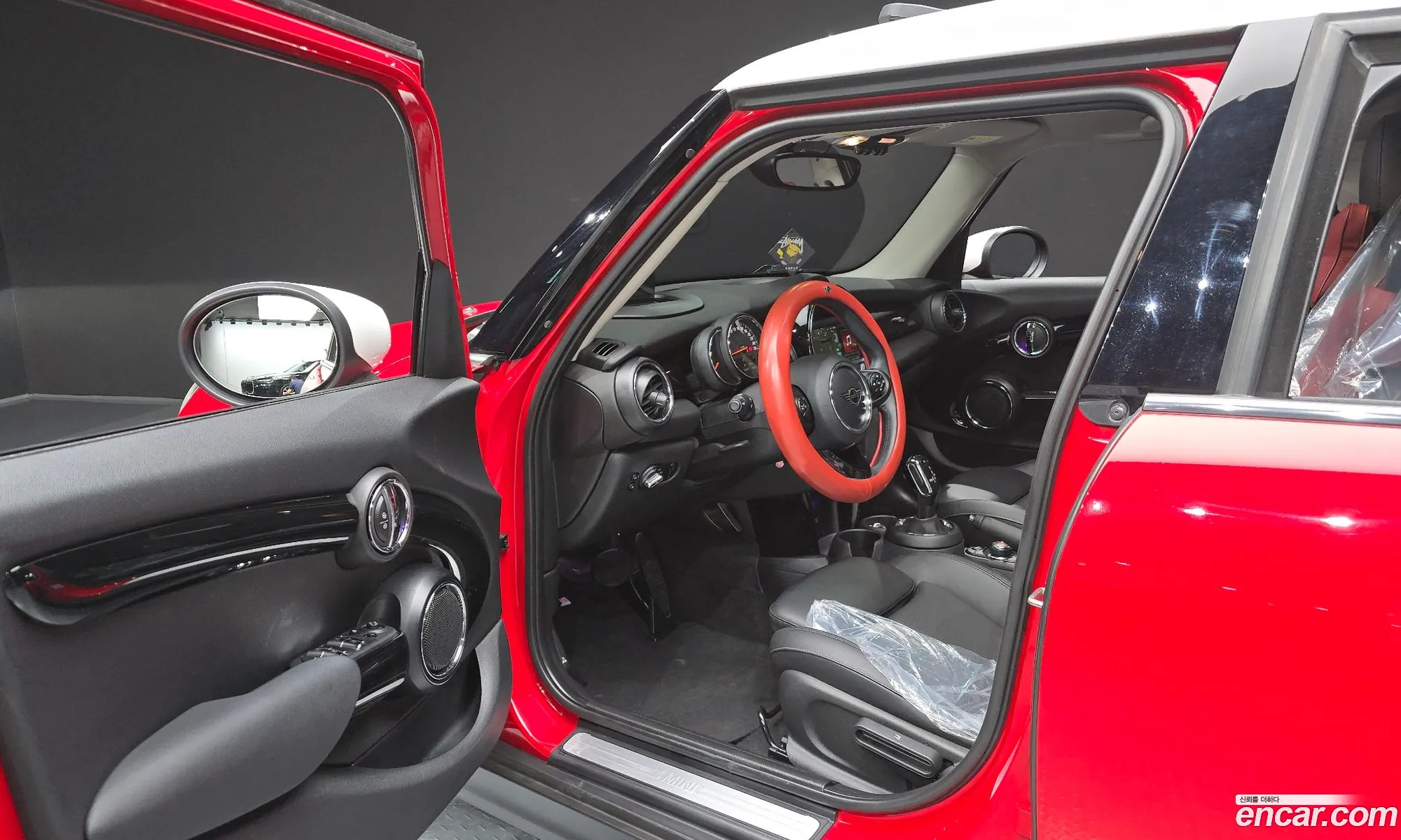 Mini Cooper 2020 — 28