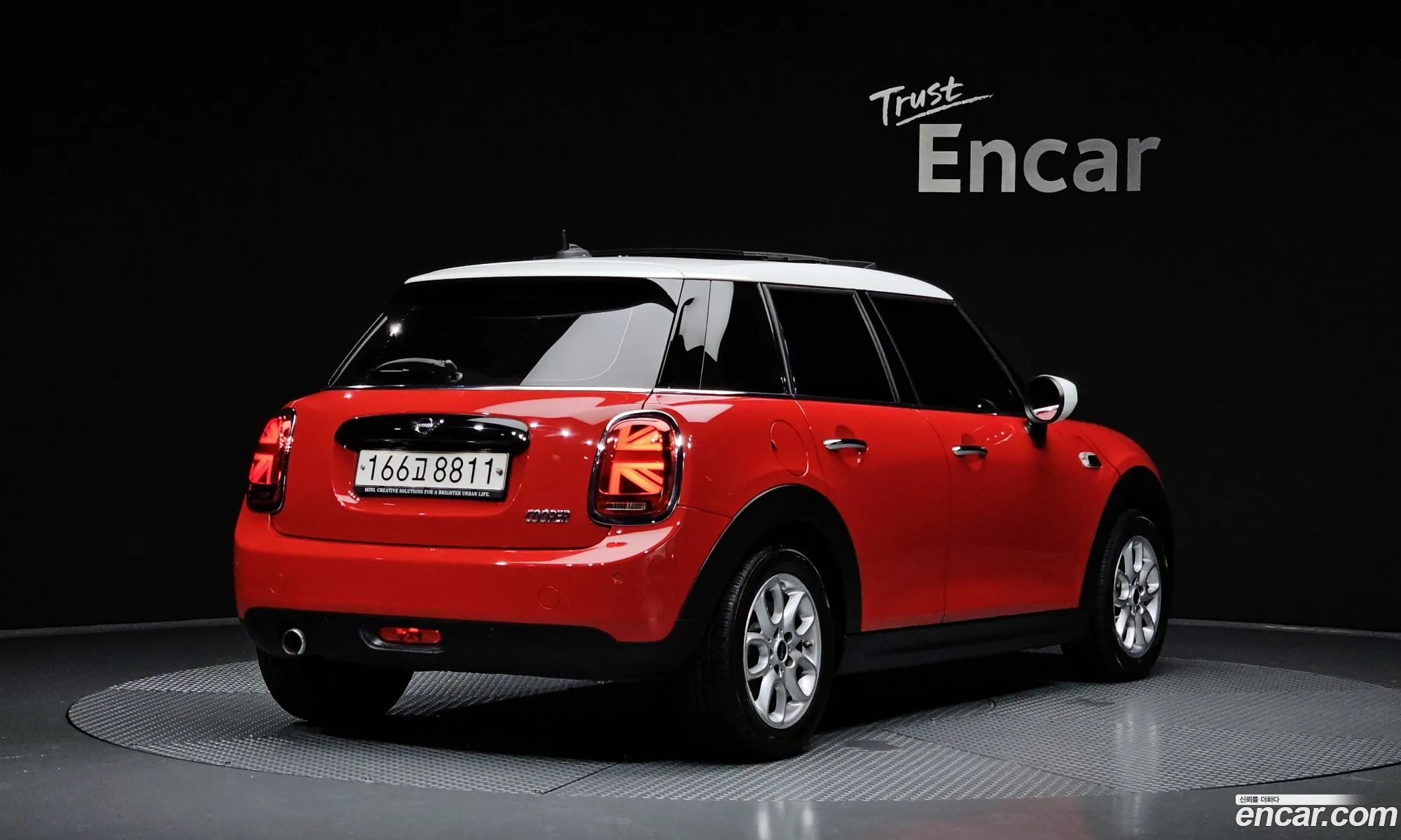 Mini Cooper 2020 — 10
