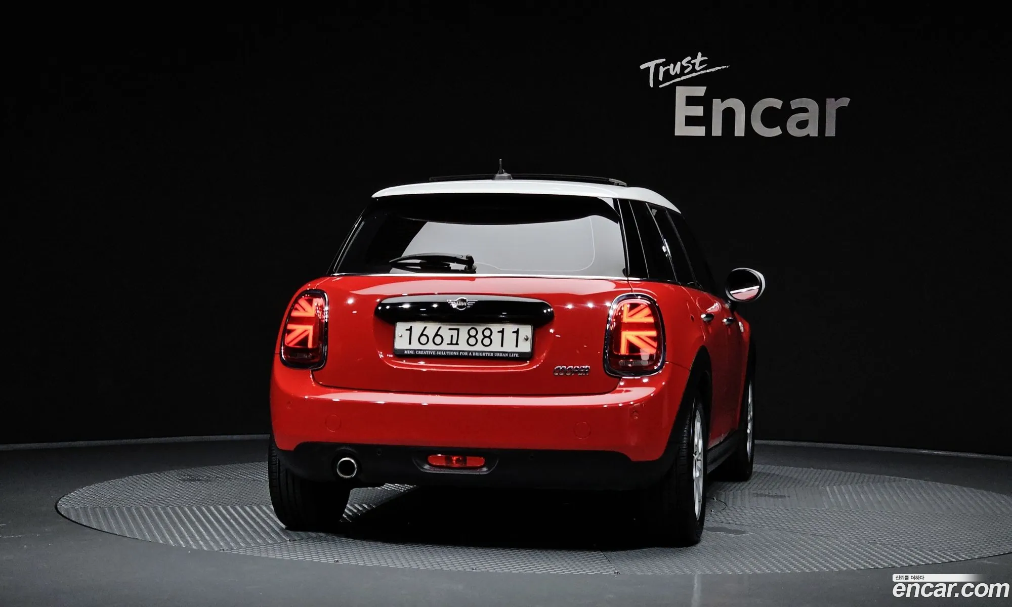 Mini Cooper 2020 — 3