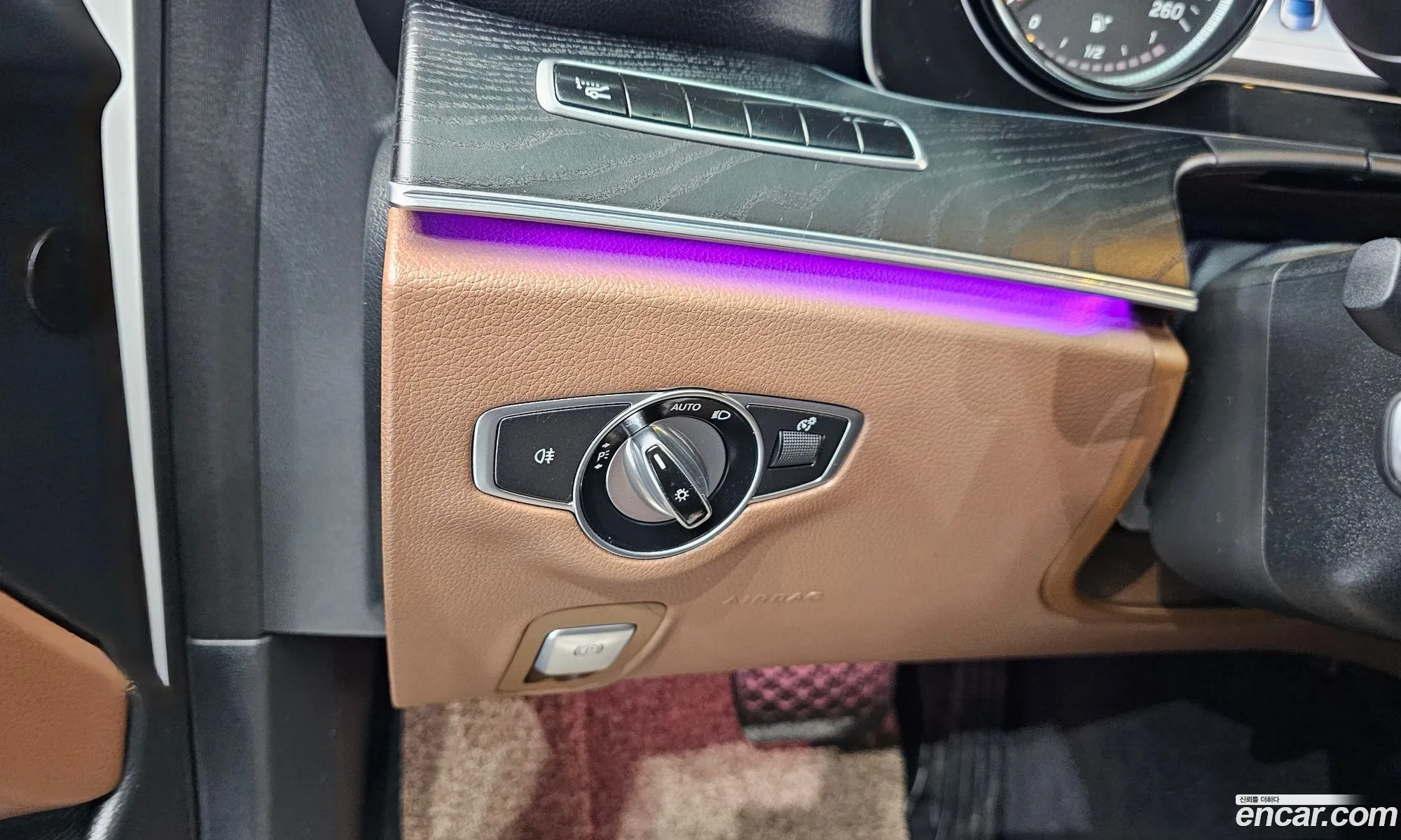 Mercedes-Benz E-Class W213 2016 — 22