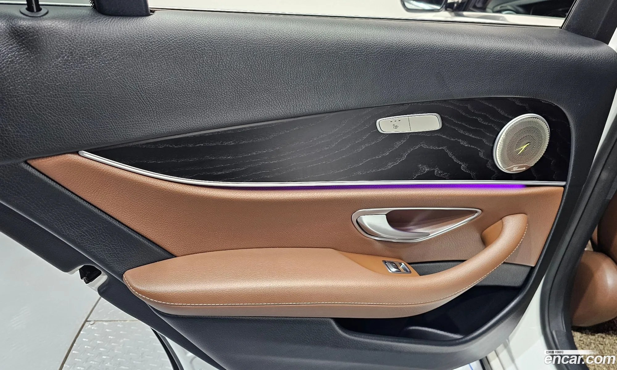 Mercedes-Benz E-Class W213 2016 — 16