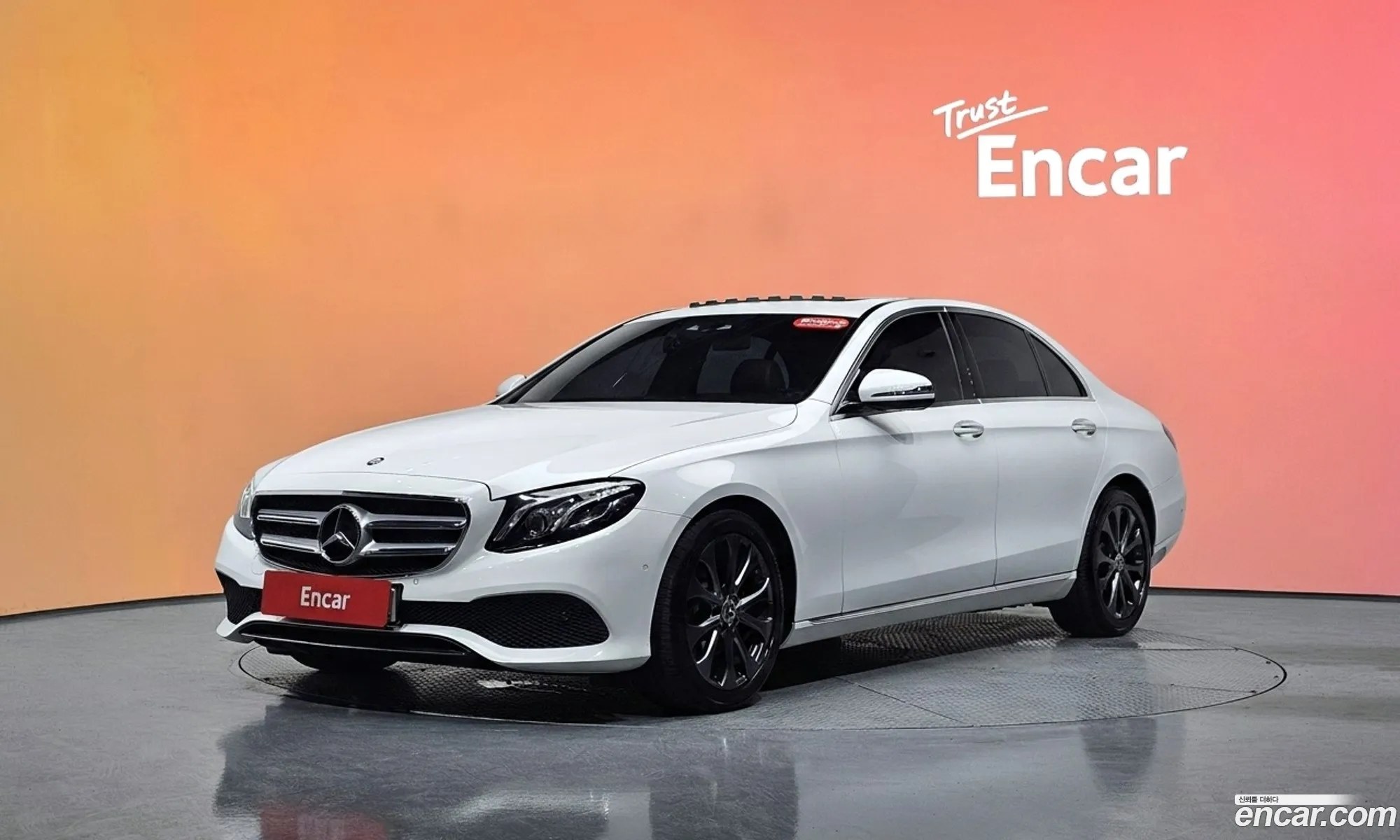 Mercedes-Benz E-Class W213 2016 — 25