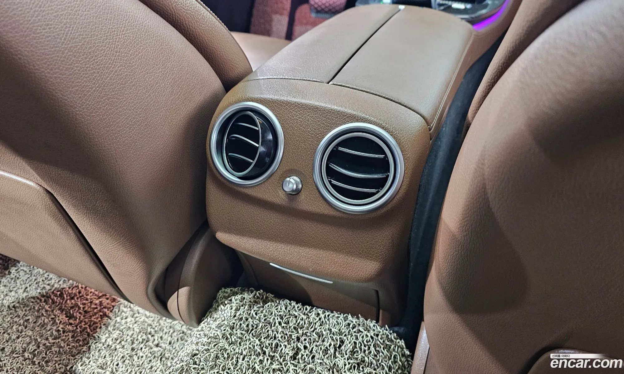Mercedes-Benz E-Class W213 2016 — 17