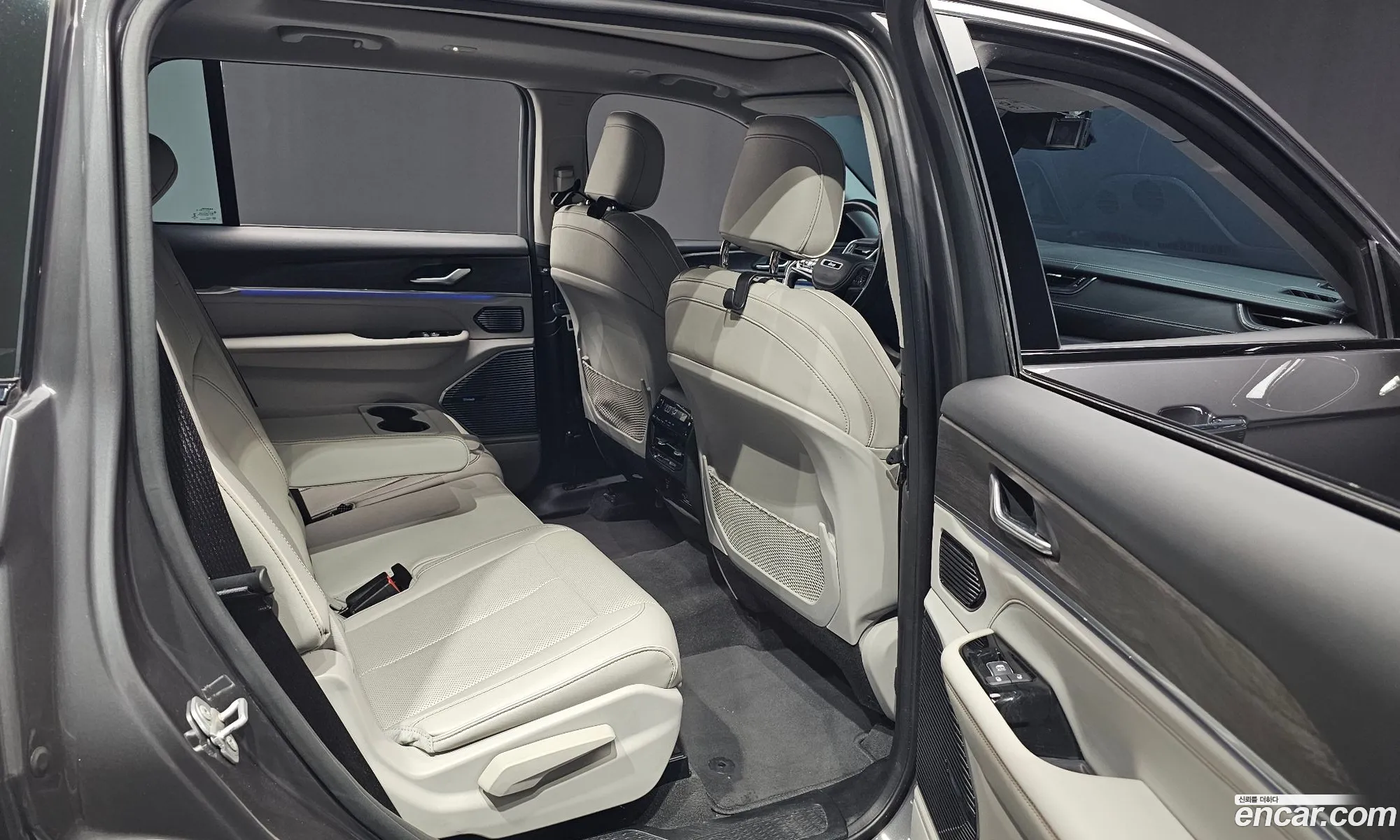 Jeep Grand Cherokee 2021 — 4