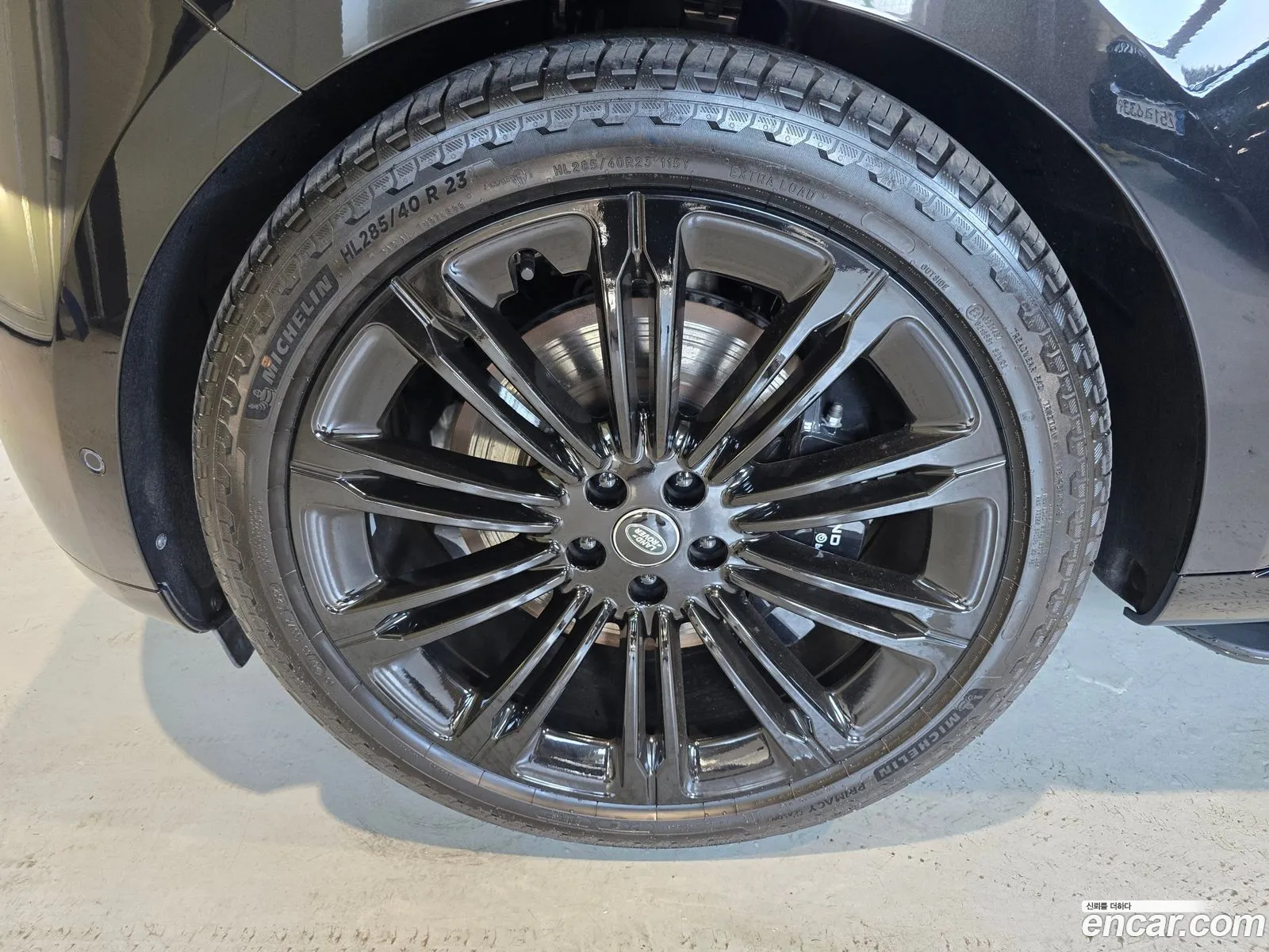 Land Rover Range Rover 2025 — 2