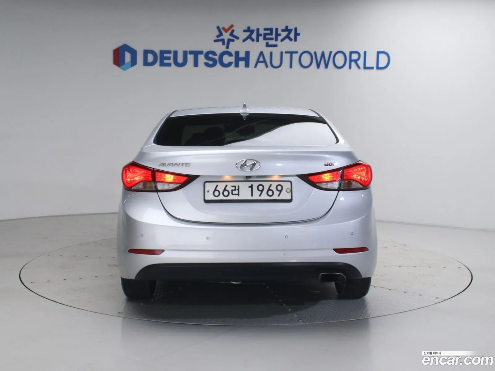 Hyundai Elantra 2015 — 2