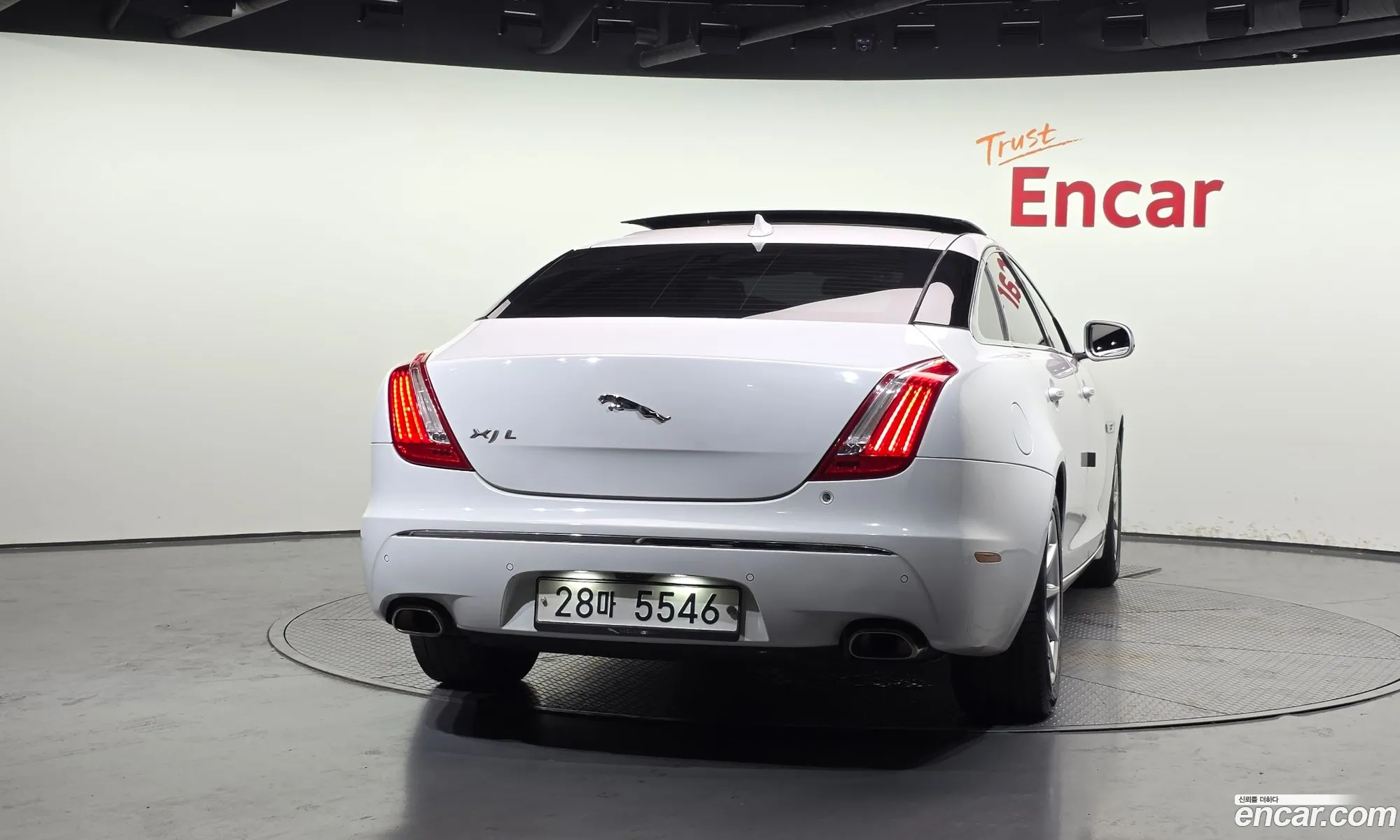 Jaguar XJ 2013 SAJAA20S4DPV46037 — 4