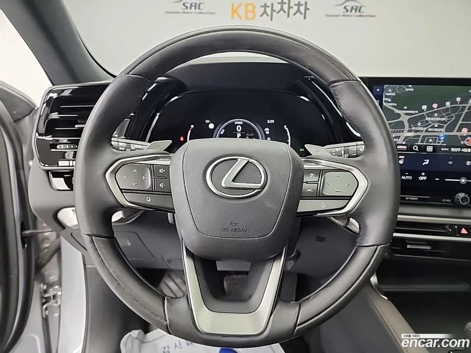 Lexus RX350h 2023 — 9