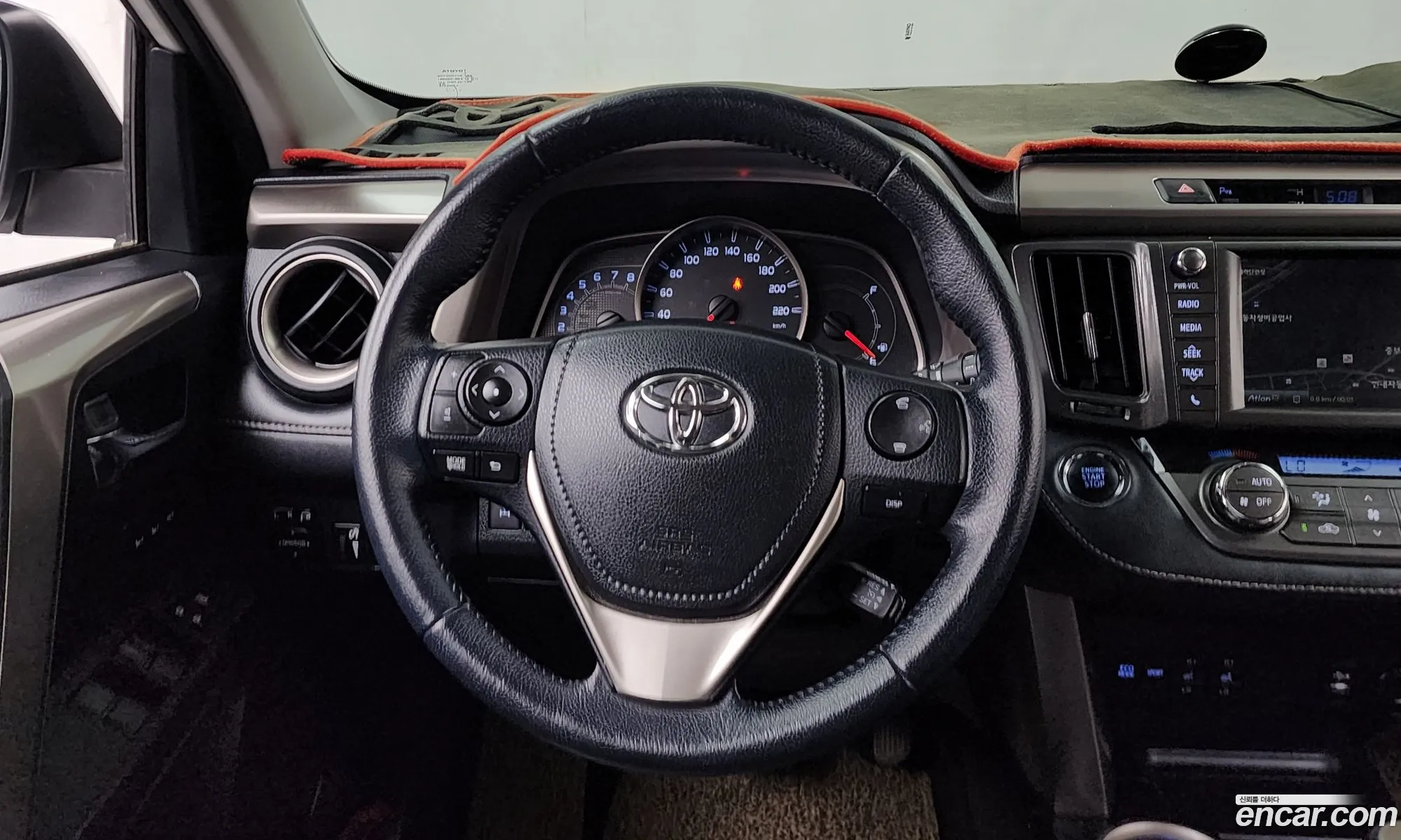 Toyota RAV4 2014 JTMDFREVXED097877 — 15