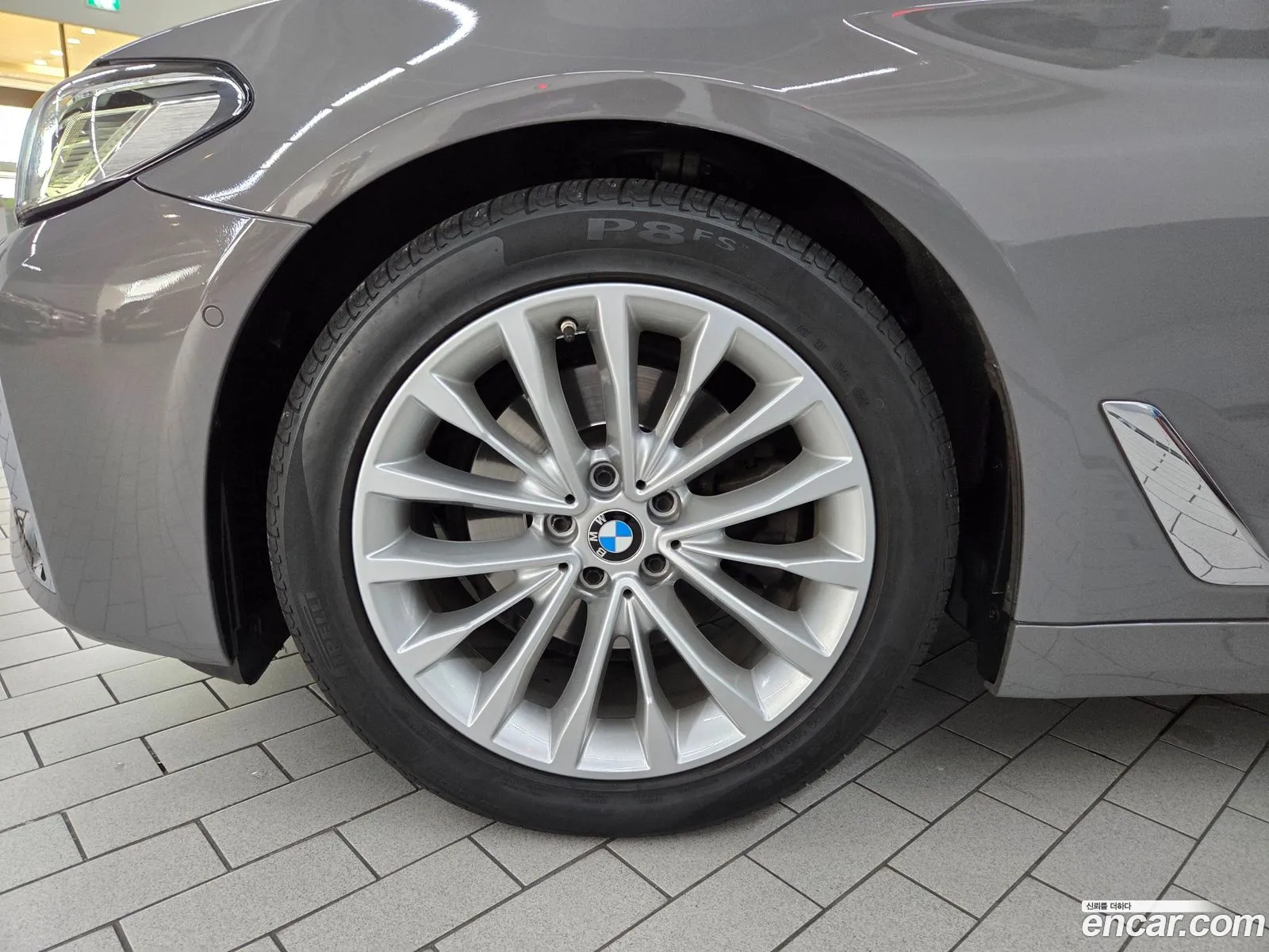 BMW 5 Series 2022 — 8
