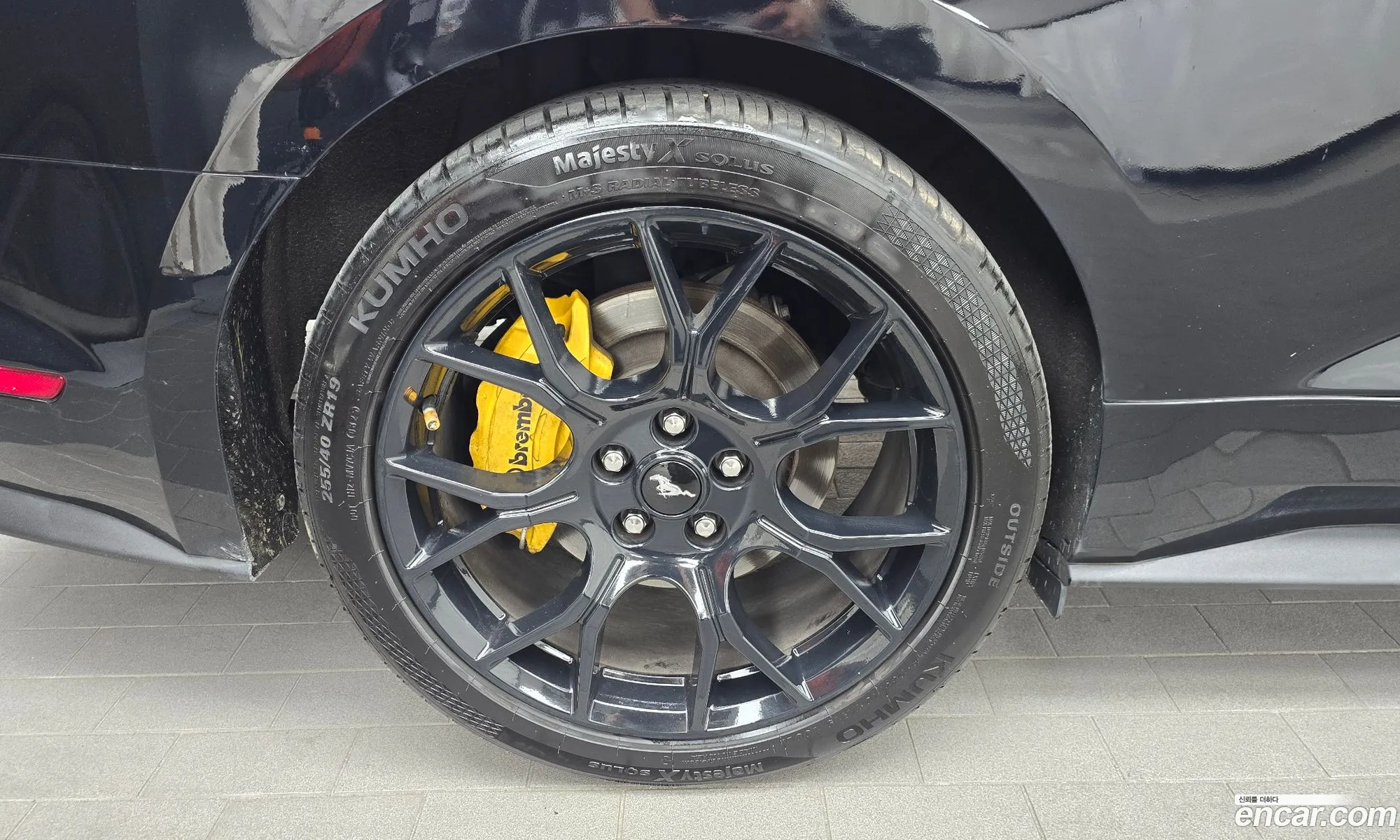 Ford Mustang 2018 1FA6P8TH1J5134838 — 4