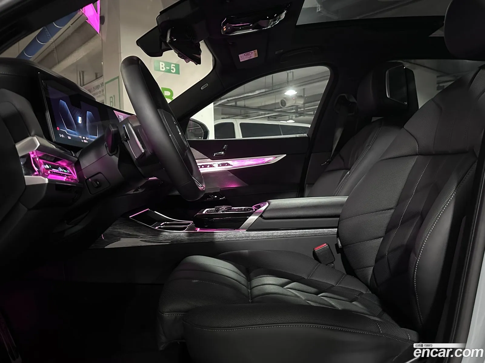 BMW i7 2025 — 11