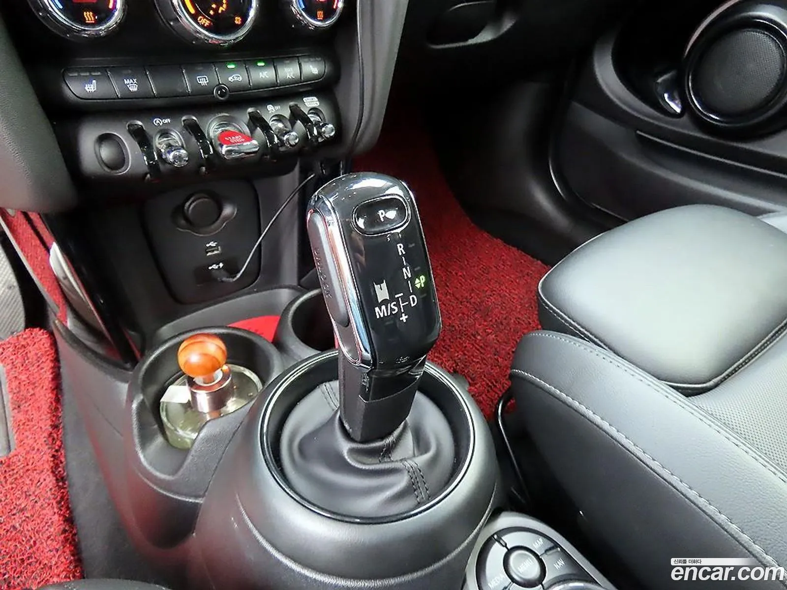 Mini Cooper 2022 — 18