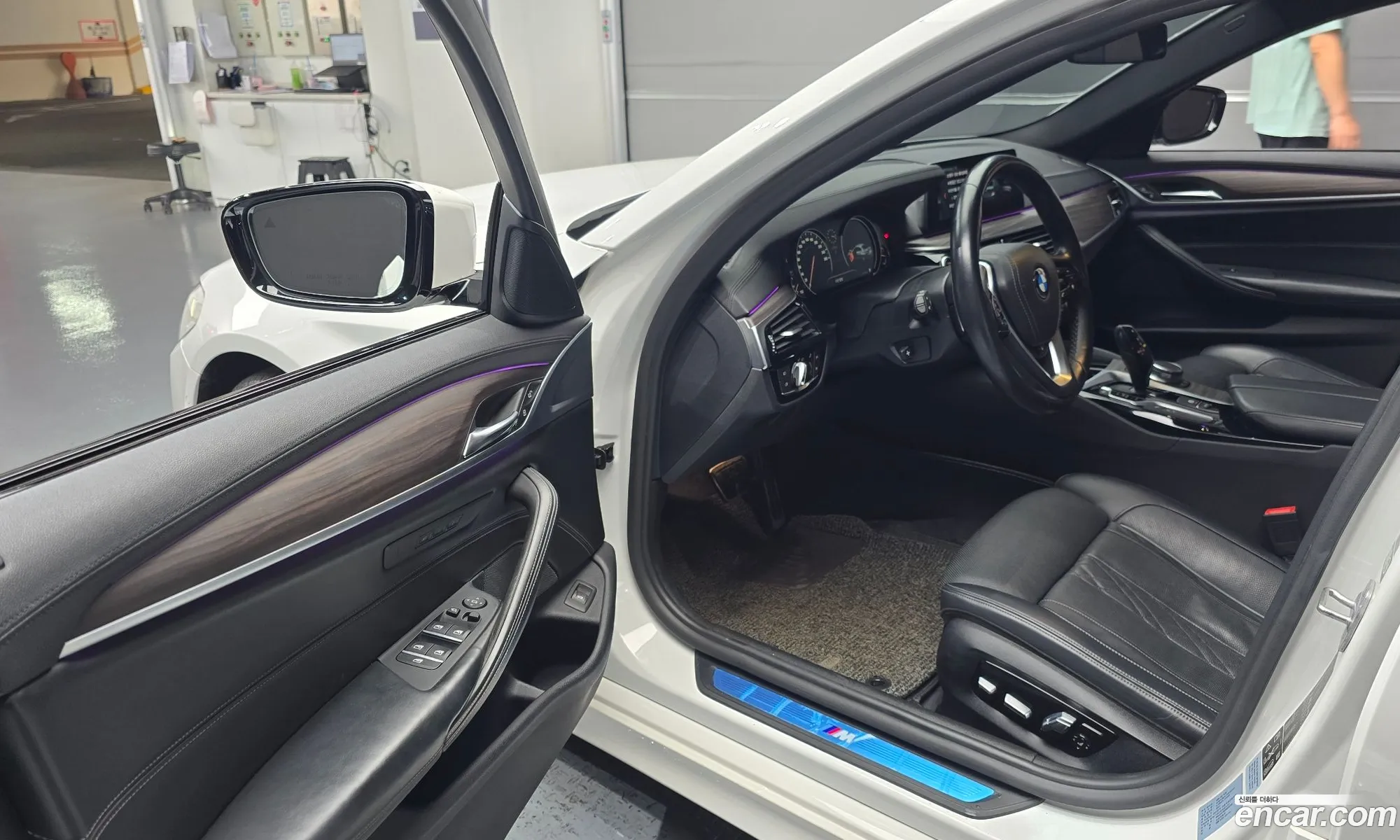 BMW 5 Series 2017 WBAJC5106HG858709 — 18