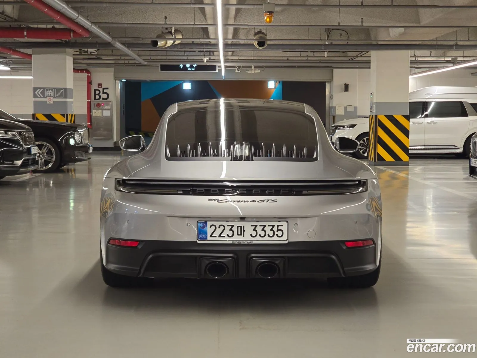 Porsche 911 2025 — 14