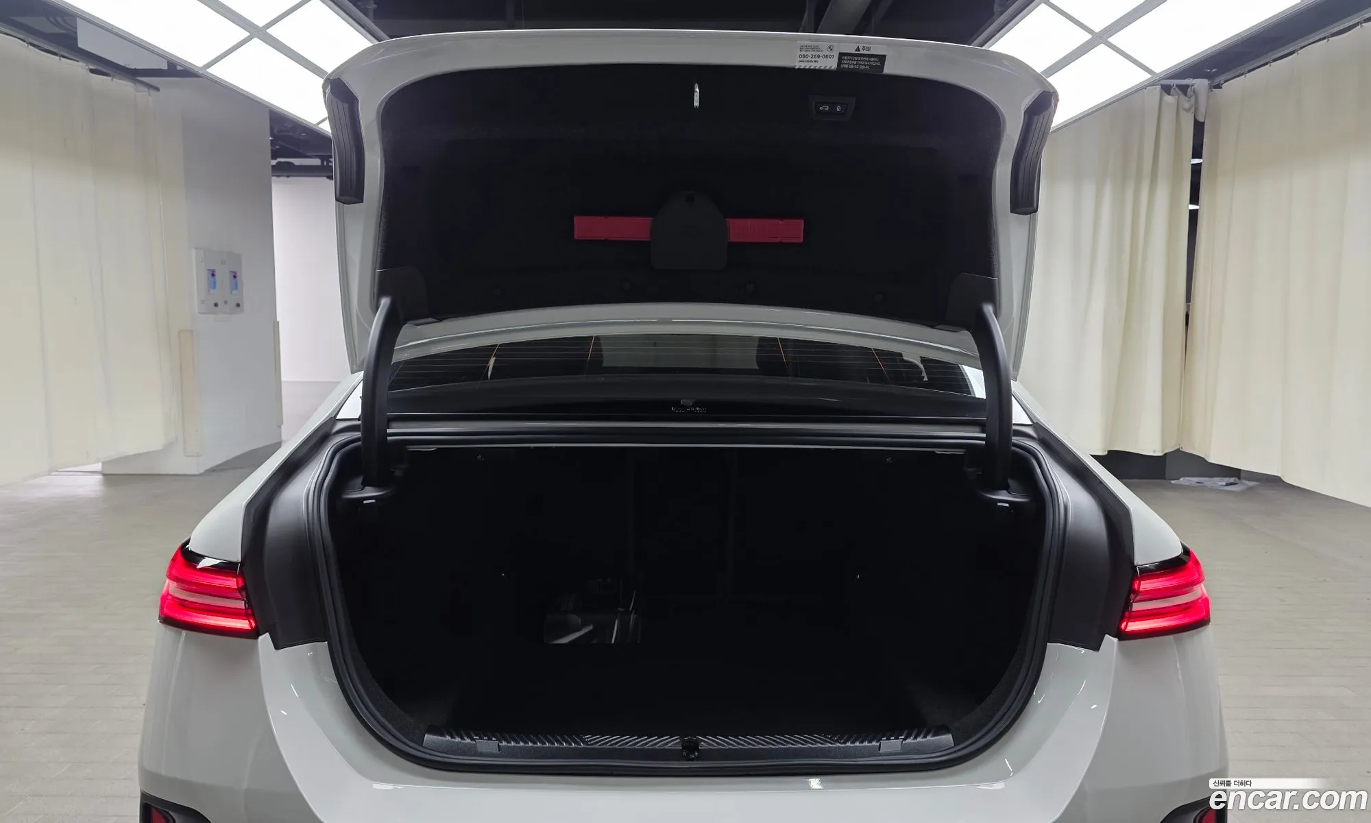 BMW 5 Series 2024 WBA51FJ01RCR52213 — 25