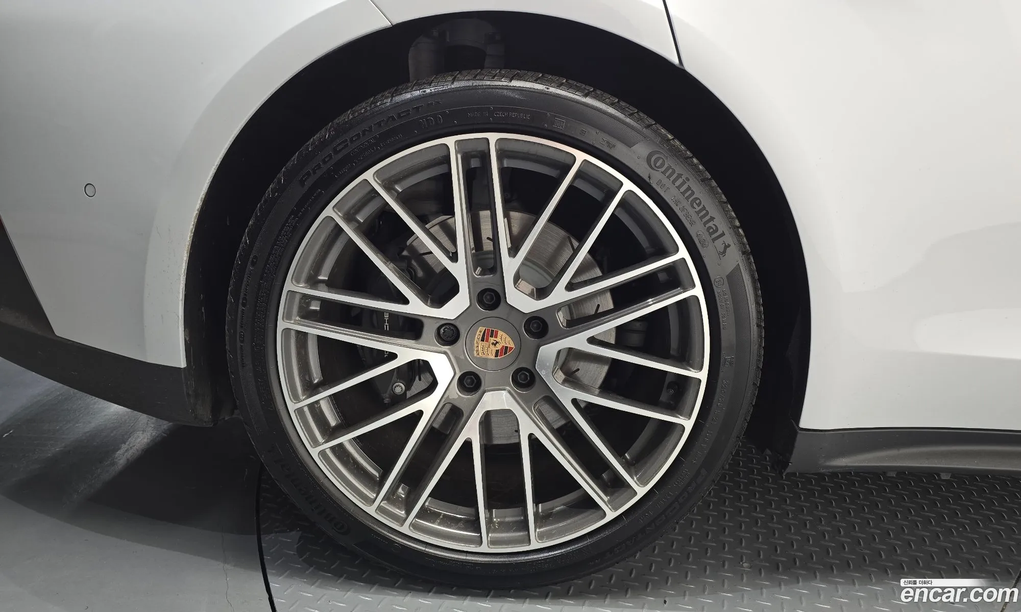 Porsche Panamera 2025 WP0AE2YA0SL046427 — 11