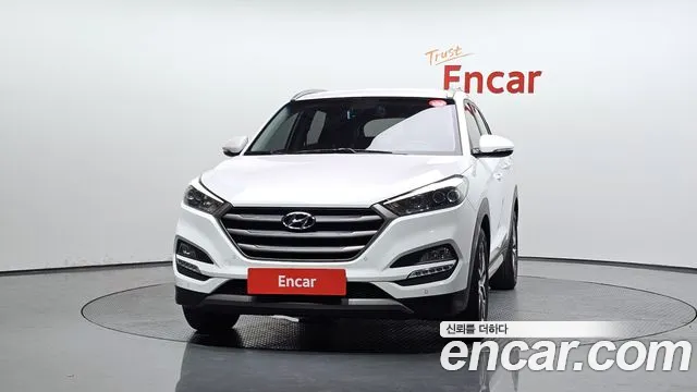 Hyundai Tucson 2015 — 2