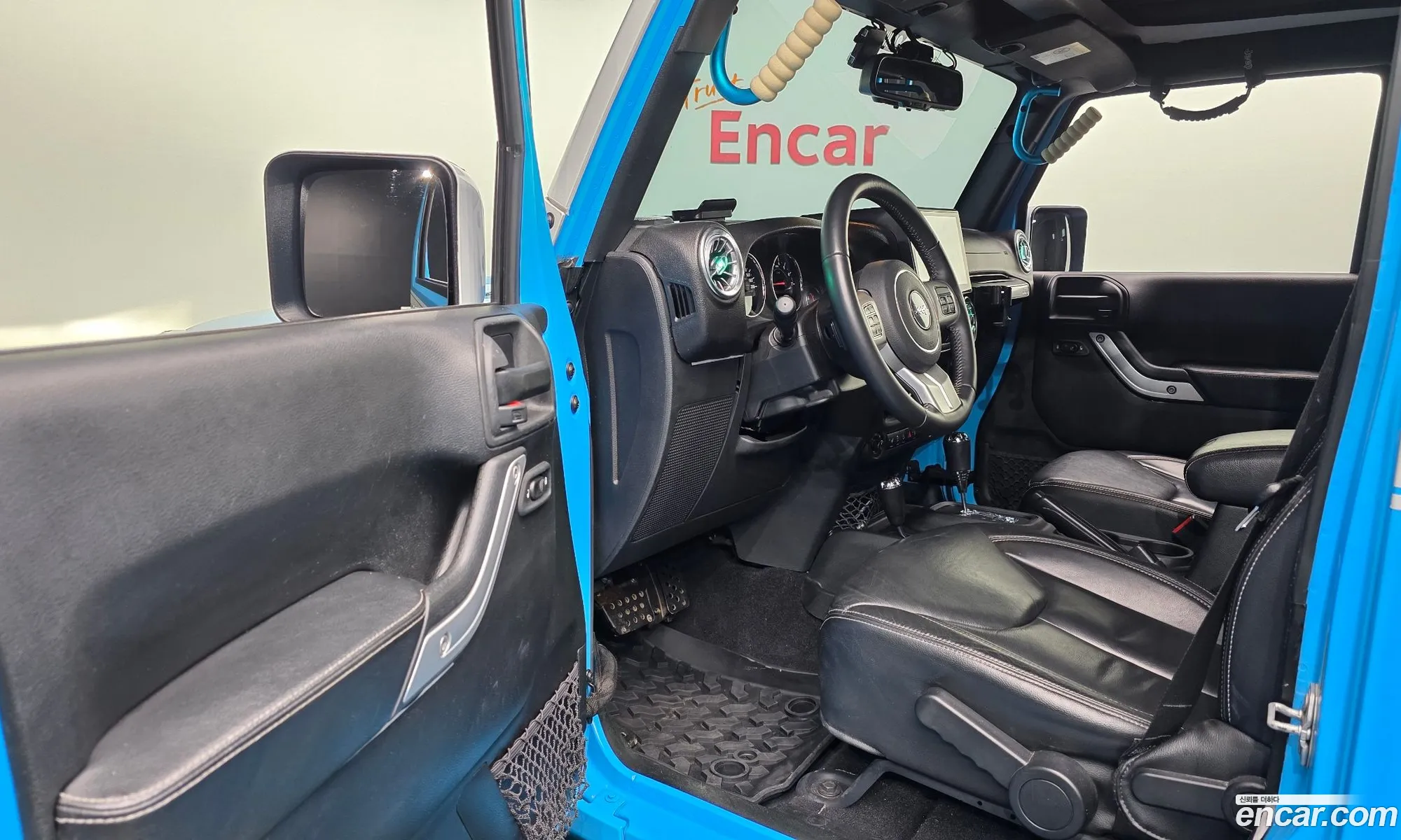 Jeep Wrangler 2017 1C4HJWEG7HL695872 — 12