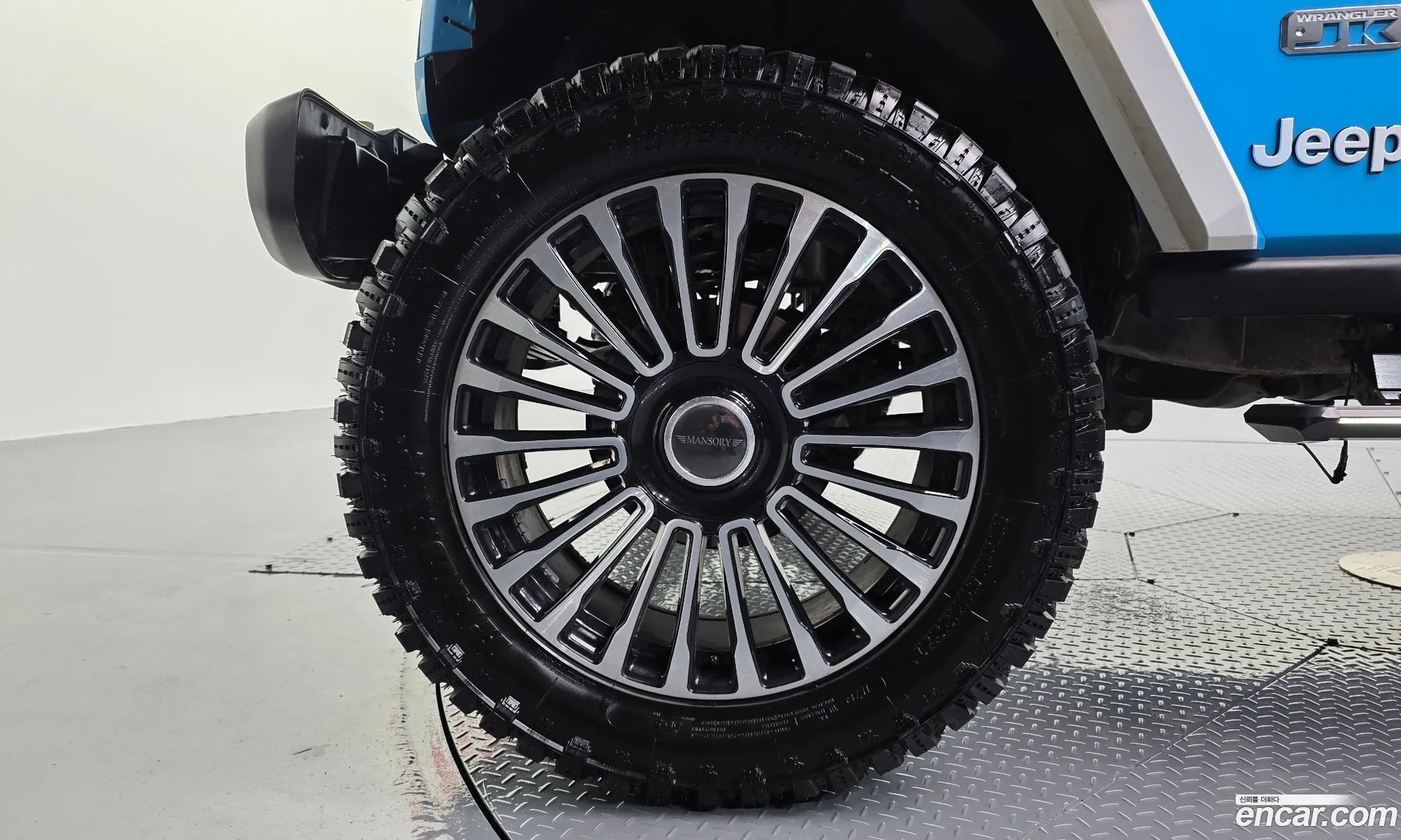 Jeep Wrangler 2017 1C4HJWEG7HL695872 — 13