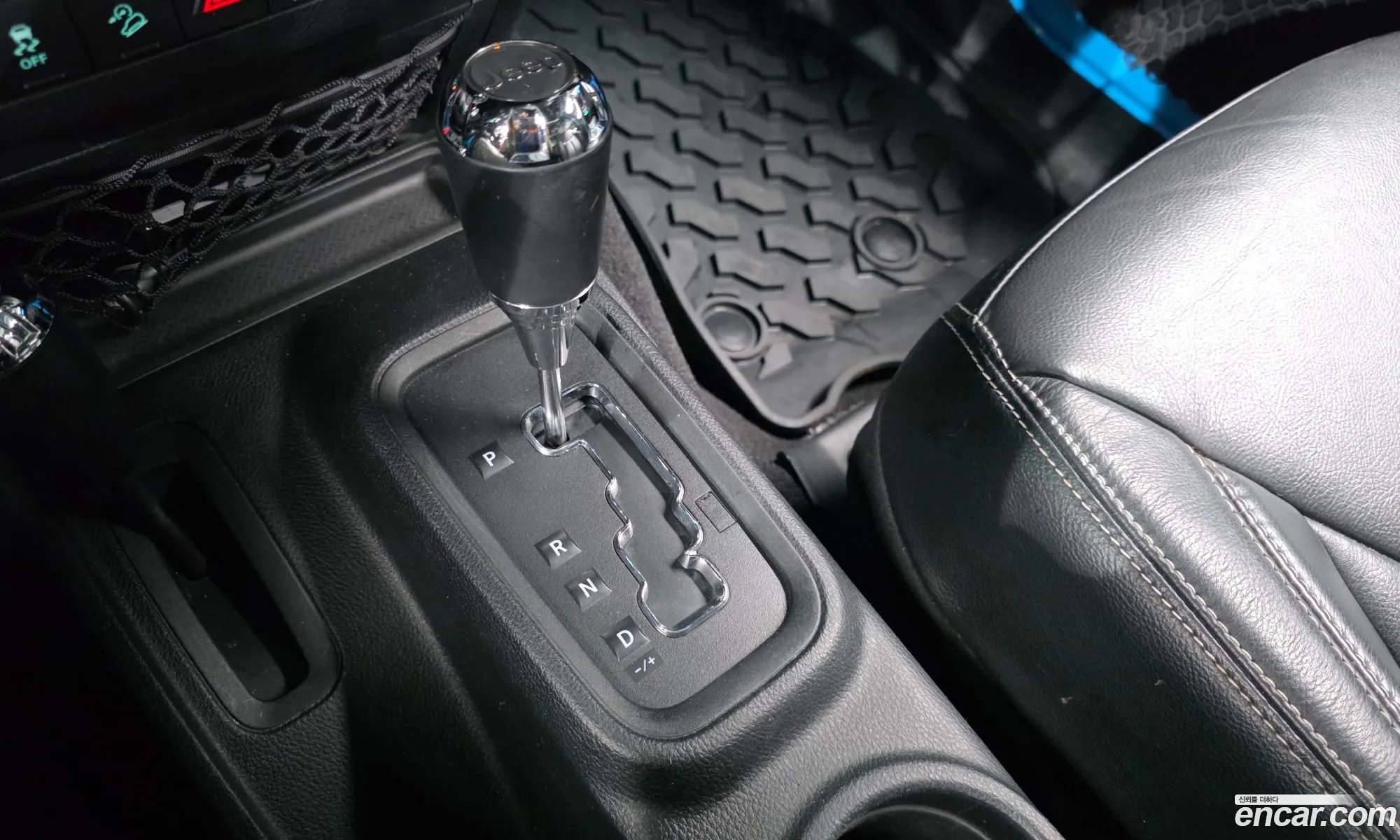 Jeep Wrangler 2017 1C4HJWEG7HL695872 — 27