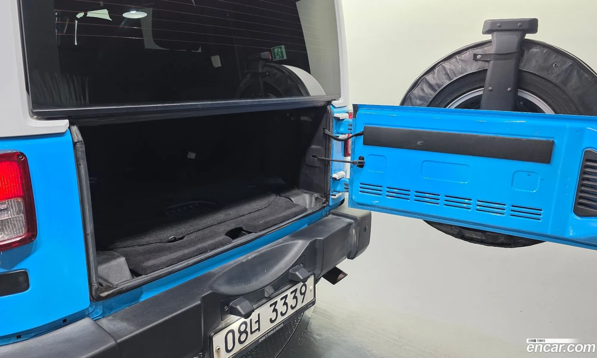 Jeep Wrangler 2017 1C4HJWEG7HL695872 — 6