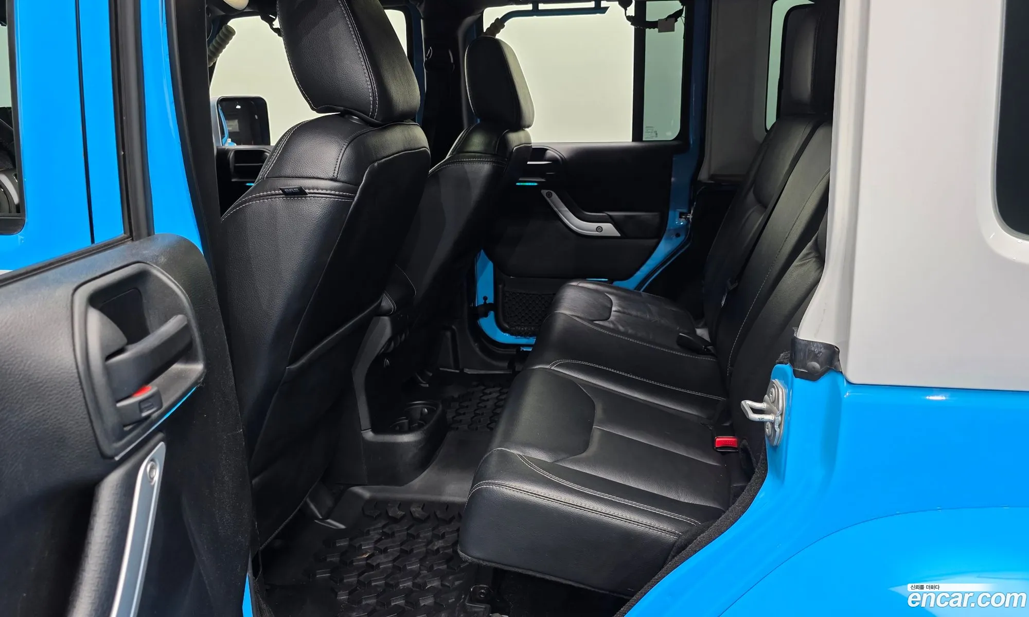 Jeep Wrangler 2017 1C4HJWEG7HL695872 — 24