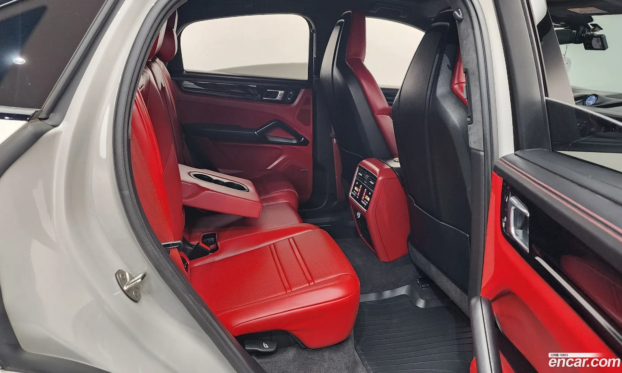 Porsche Cayenne 2023 WP1BA29Y6PDA36965 — 12
