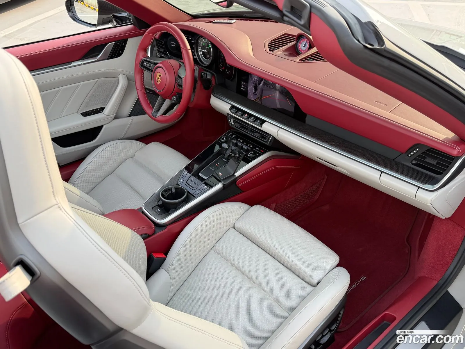 Porsche 911 2021 — 2
