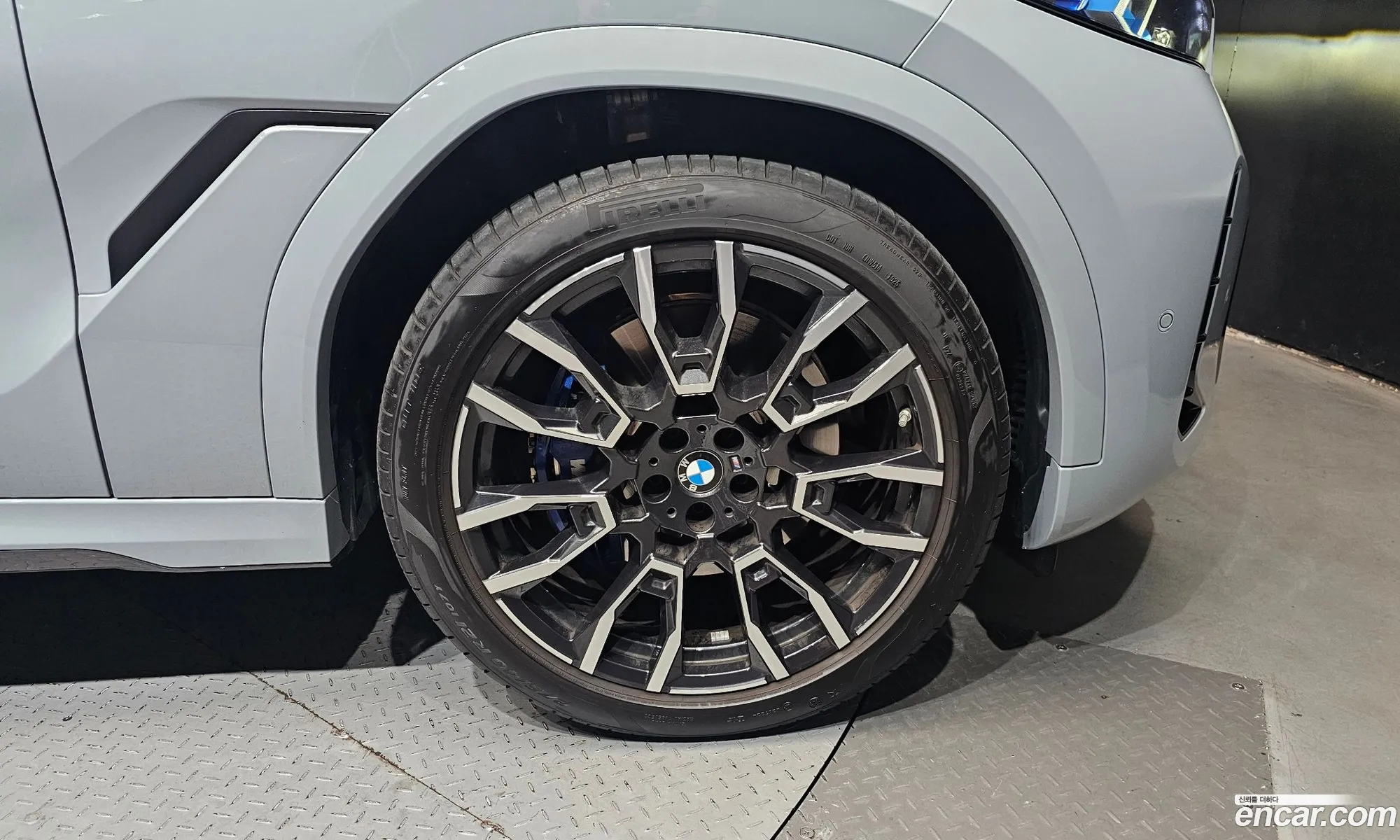 BMW X6 2025 — 20