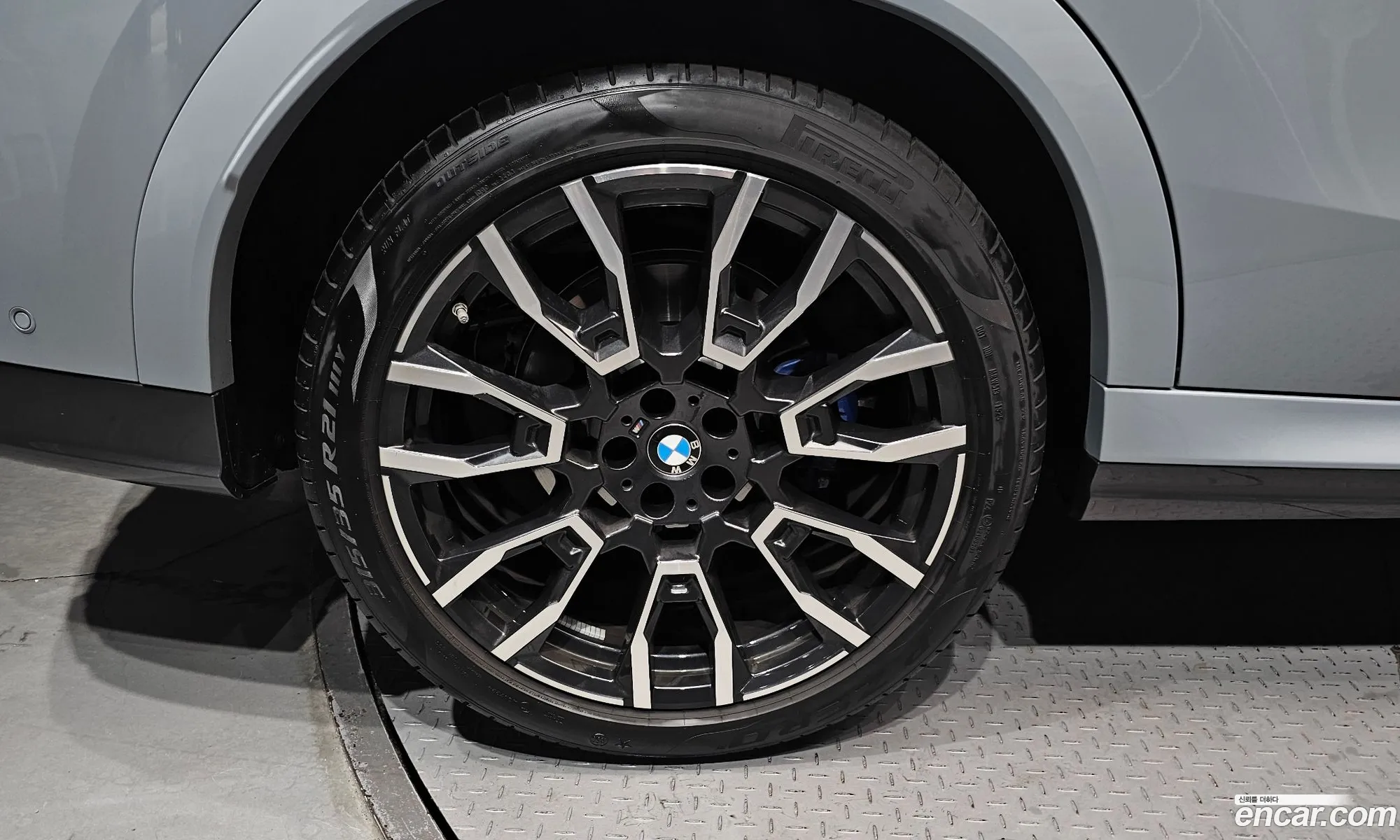 BMW X6 2025 — 16