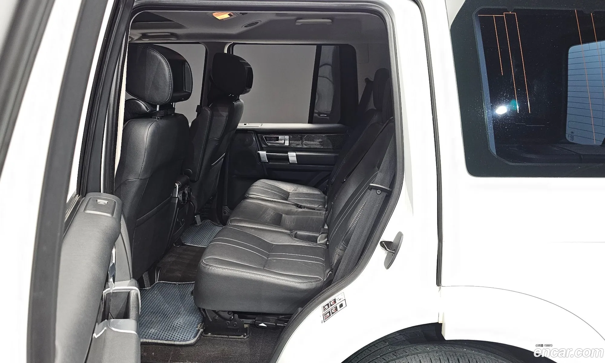 Land Rover Discovery 4 2016 — 12