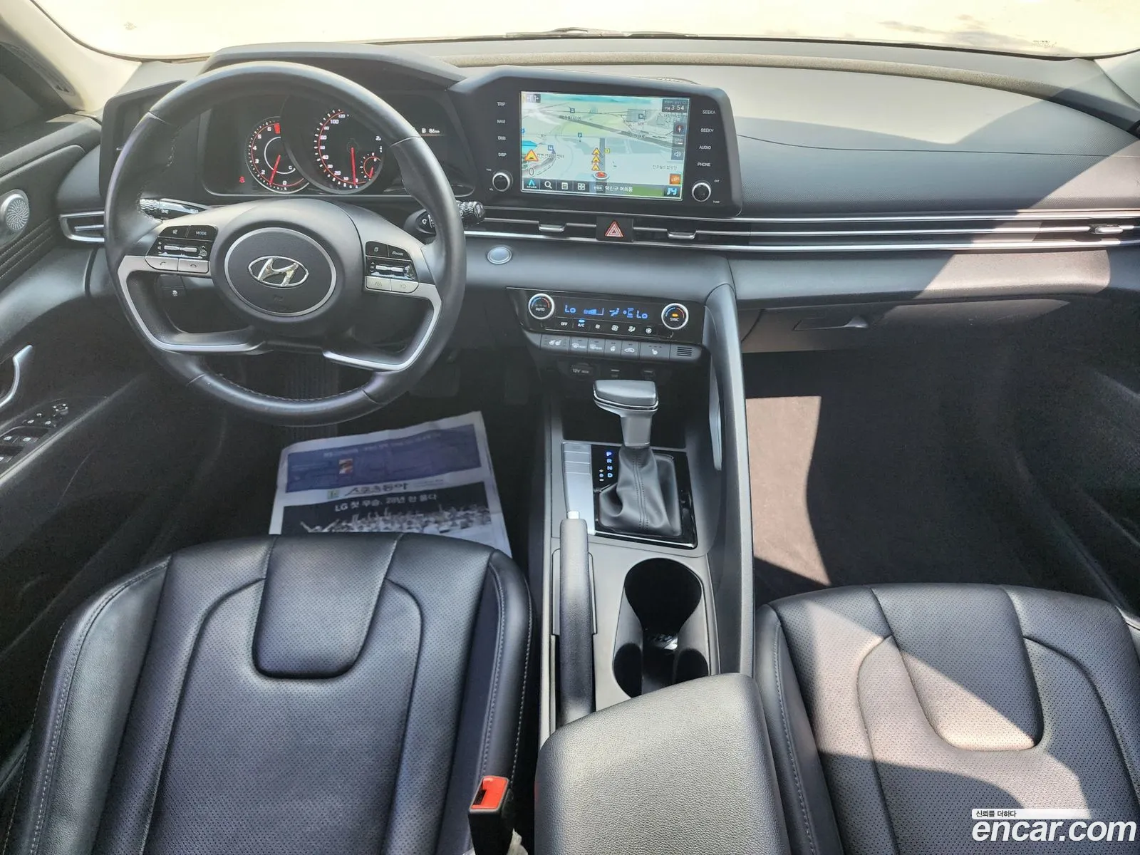 Hyundai Elantra 2022 — 2