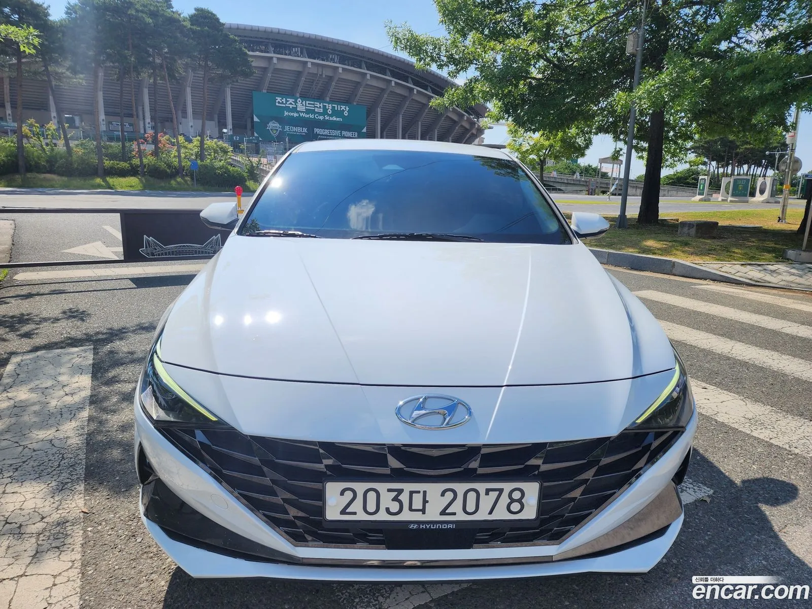 Hyundai Elantra 2022 — 3