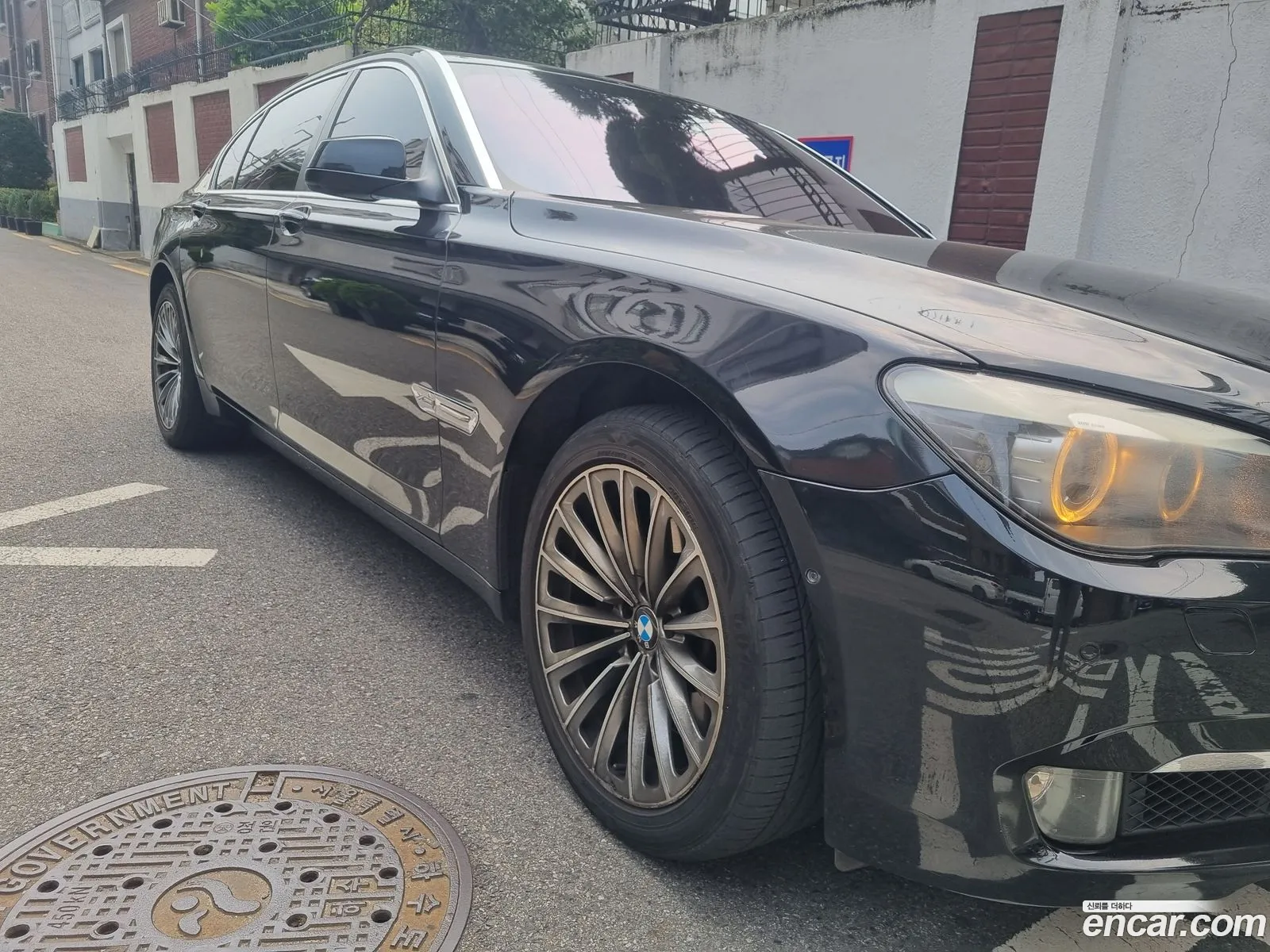 BMW 7 Series 2011 — 14
