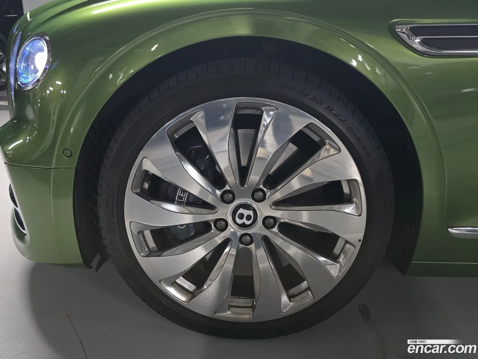 Bentley Flying Spur 2022 — 10