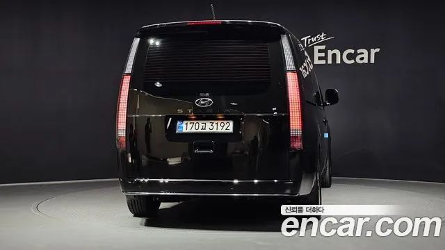 Hyundai Staria 2021 — 3