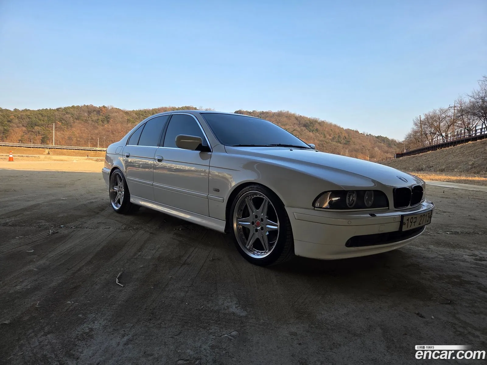 BMW 5 Series 2002 — 3