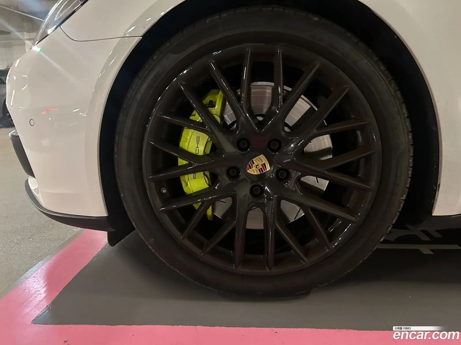 Porsche Panamera 2018 — 2