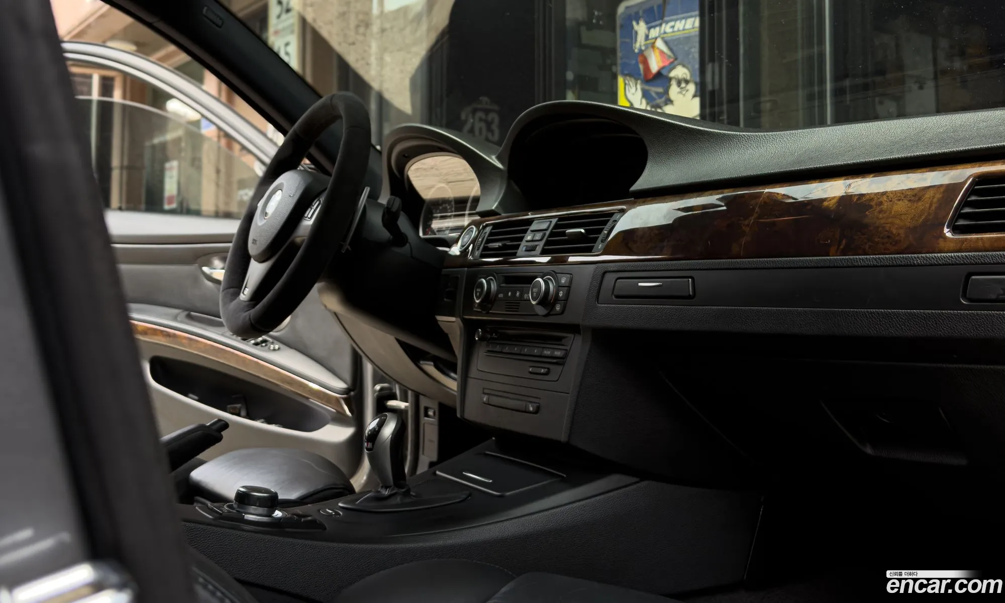 BMW M3 2009 — 8
