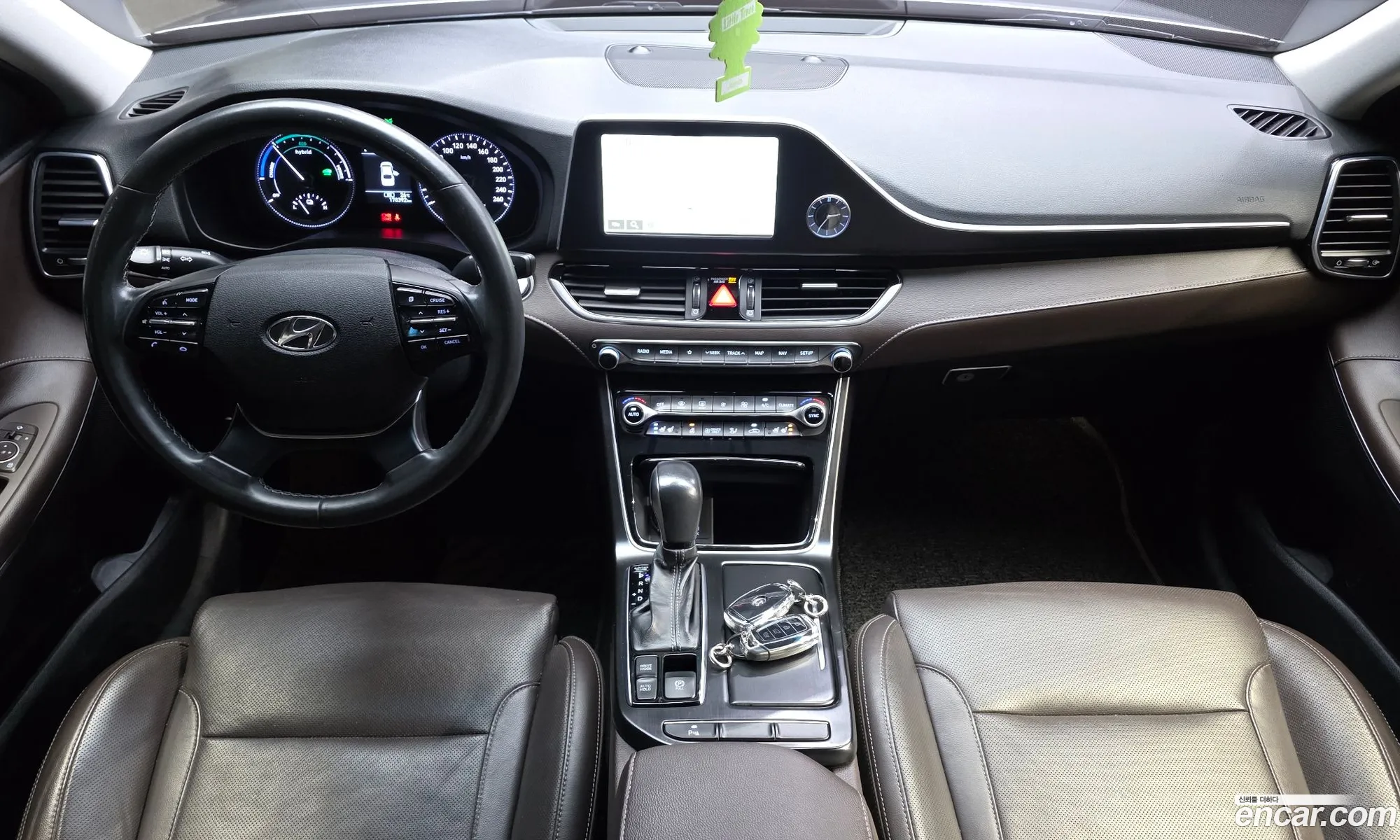 Hyundai Grandeur IG Hybrid 2017 — 2
